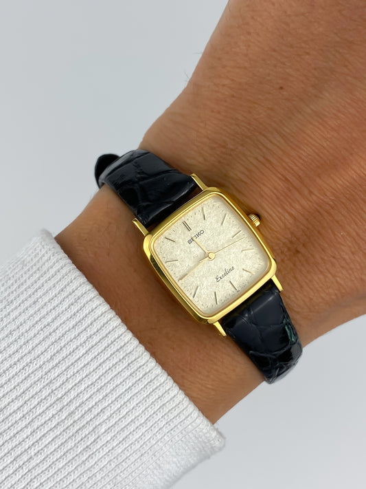 Seiko Vintage Watch Gold Original Leather Bracelet Onyx Crown