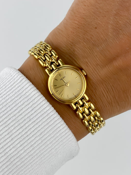 Seiko Vintage Watch Gold Round Dial