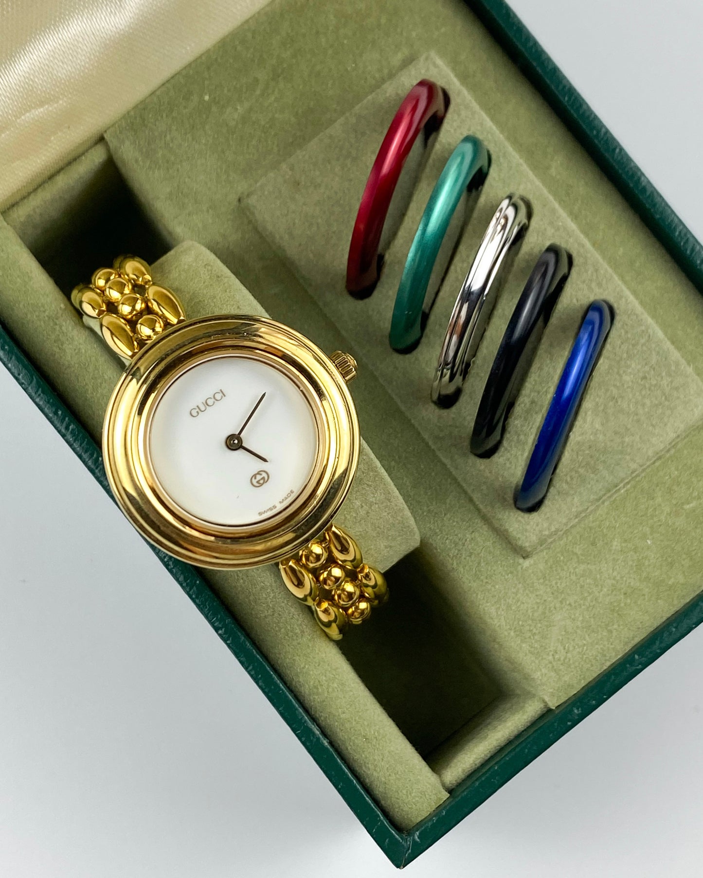 Gucci Vintage Watch Interchangeable Bezels 11/12 Box and Papers