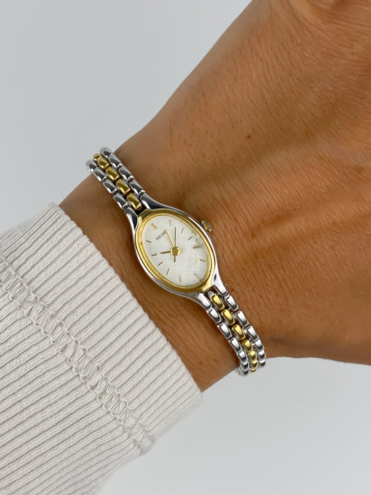 Seiko Vintage Watch Dual Tone Oval Iridescent Dial
