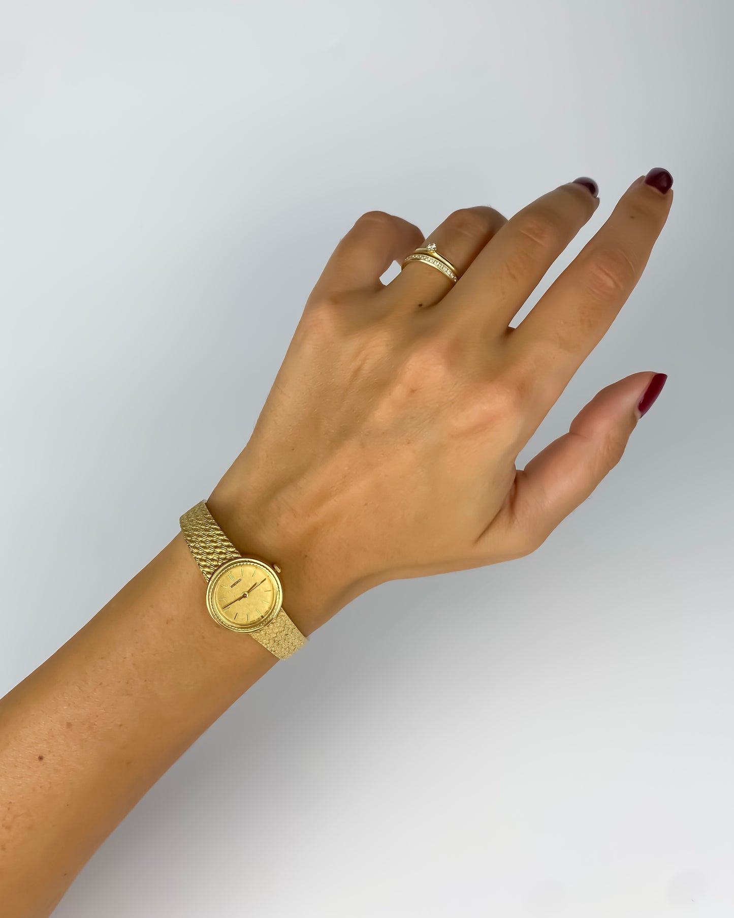 Seiko Vintage Watch Gold Round
