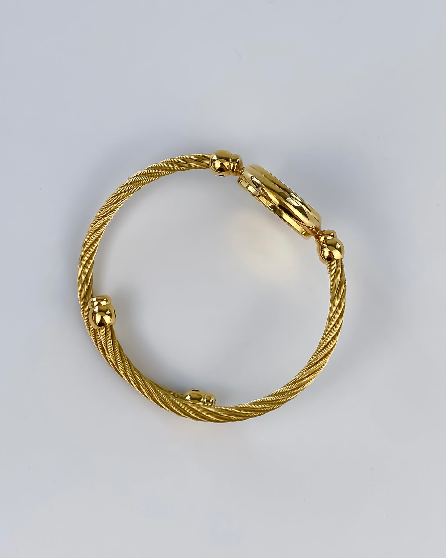 Gucci Vintage Gold Watch Bangle Black Dial