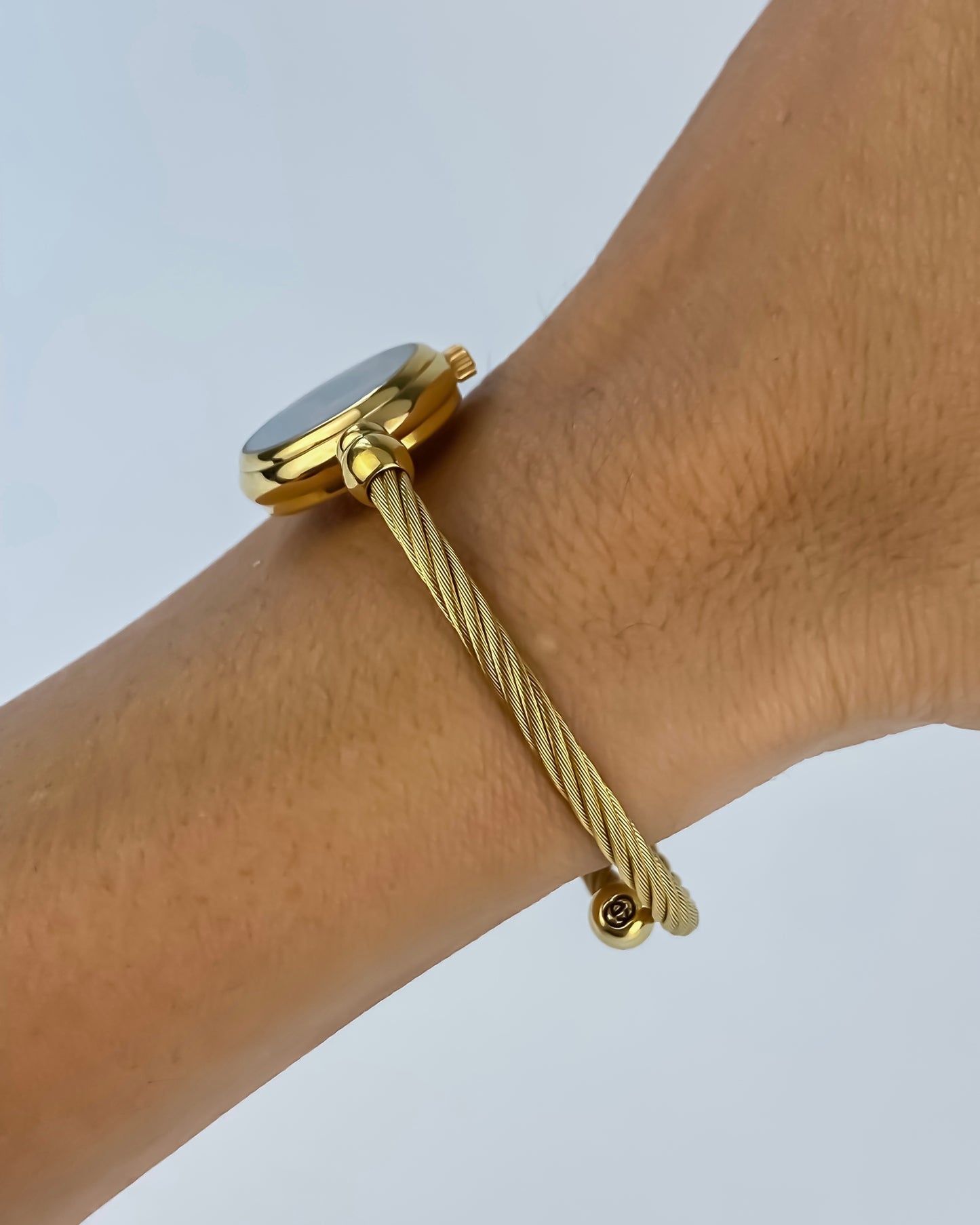 Gucci Vintage Gold Watch Bangle Black Dial