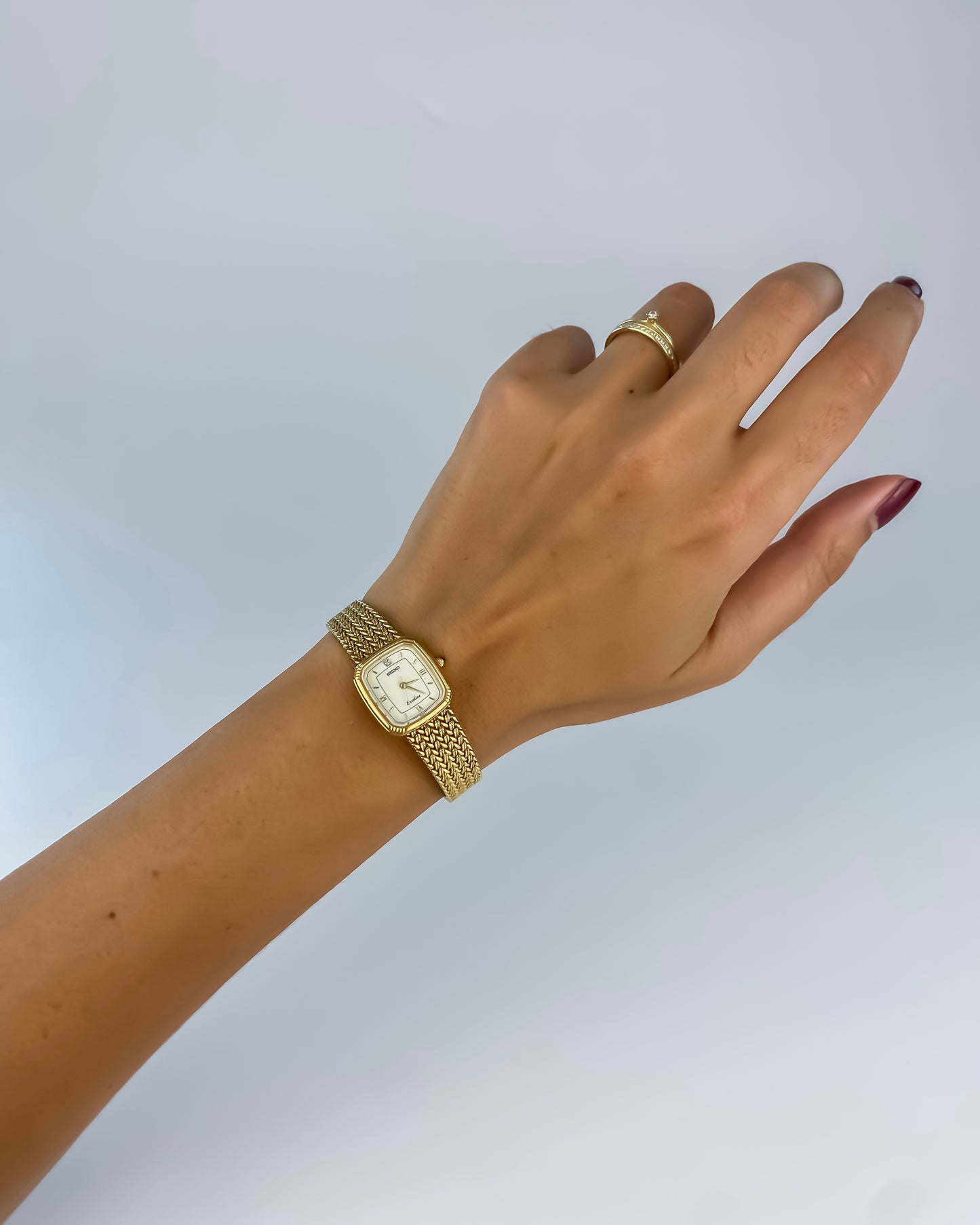 Seiko Dolce Vintage Watch Gold