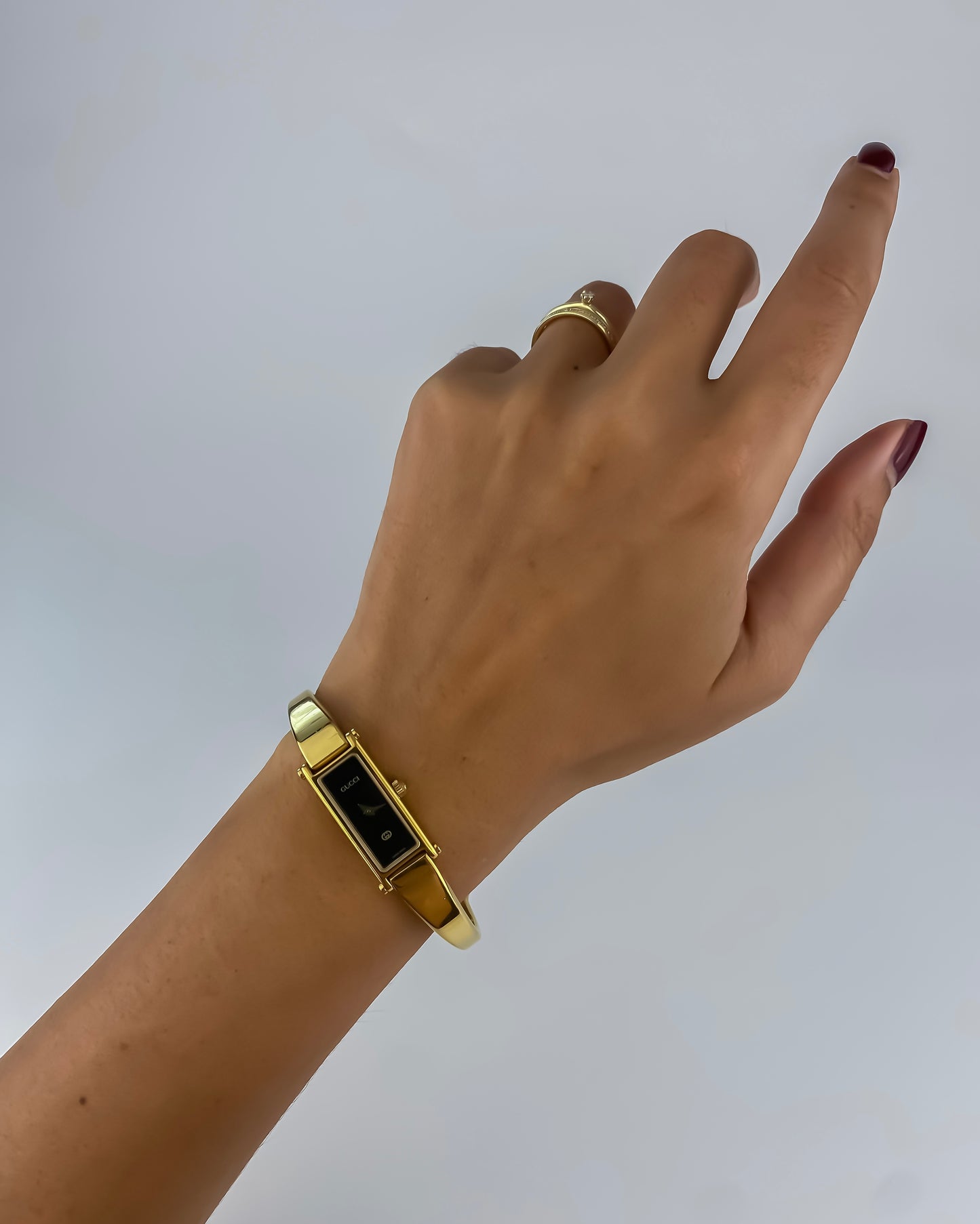 Gucci Vintage Watch Gold 1500L Black Dial