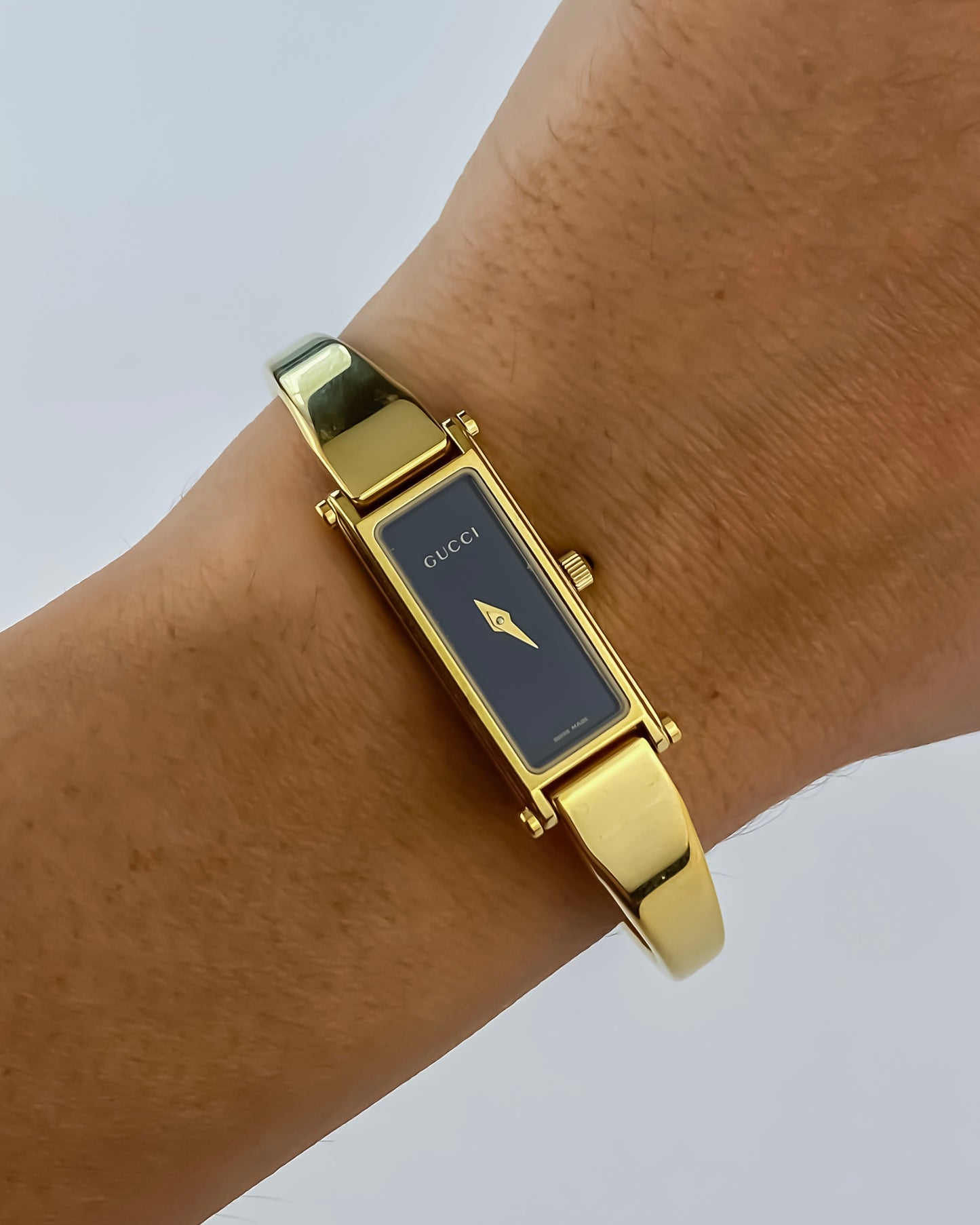 Gucci Vintage Watch Gold 1500L Black Dial