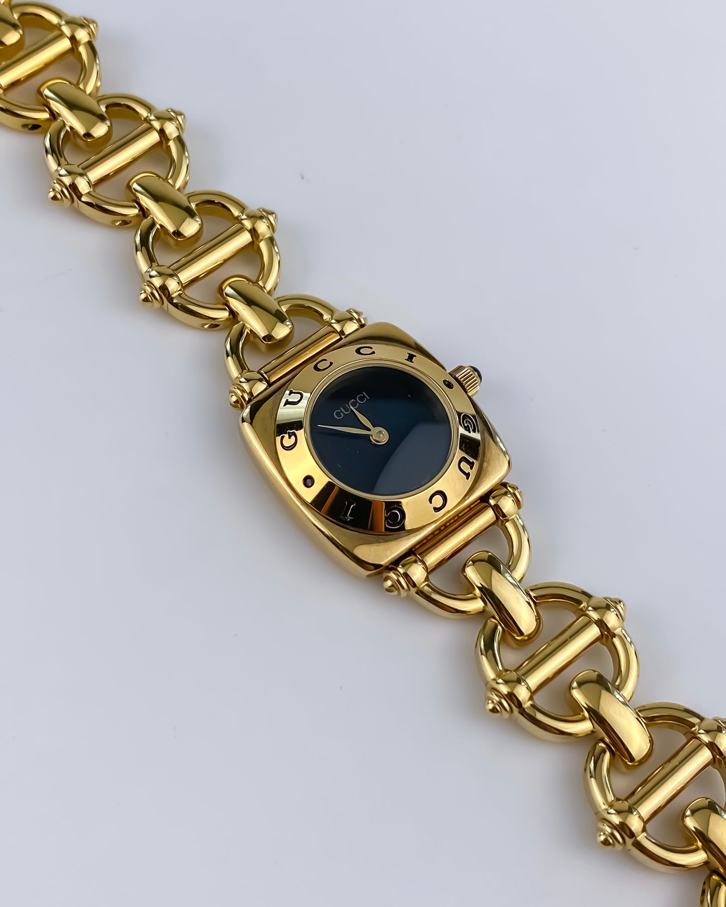 Gucci Vintage Watch Gold 6400L Black Dial Horsebit Links