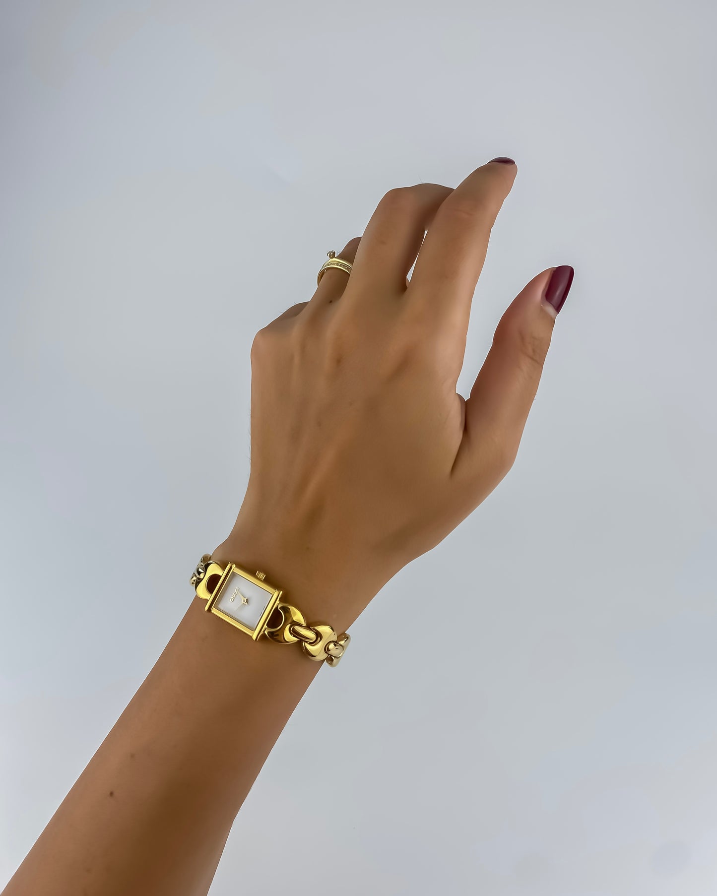 Gucci Vintage Gold Watch Interchangeable Bracelets Box Set