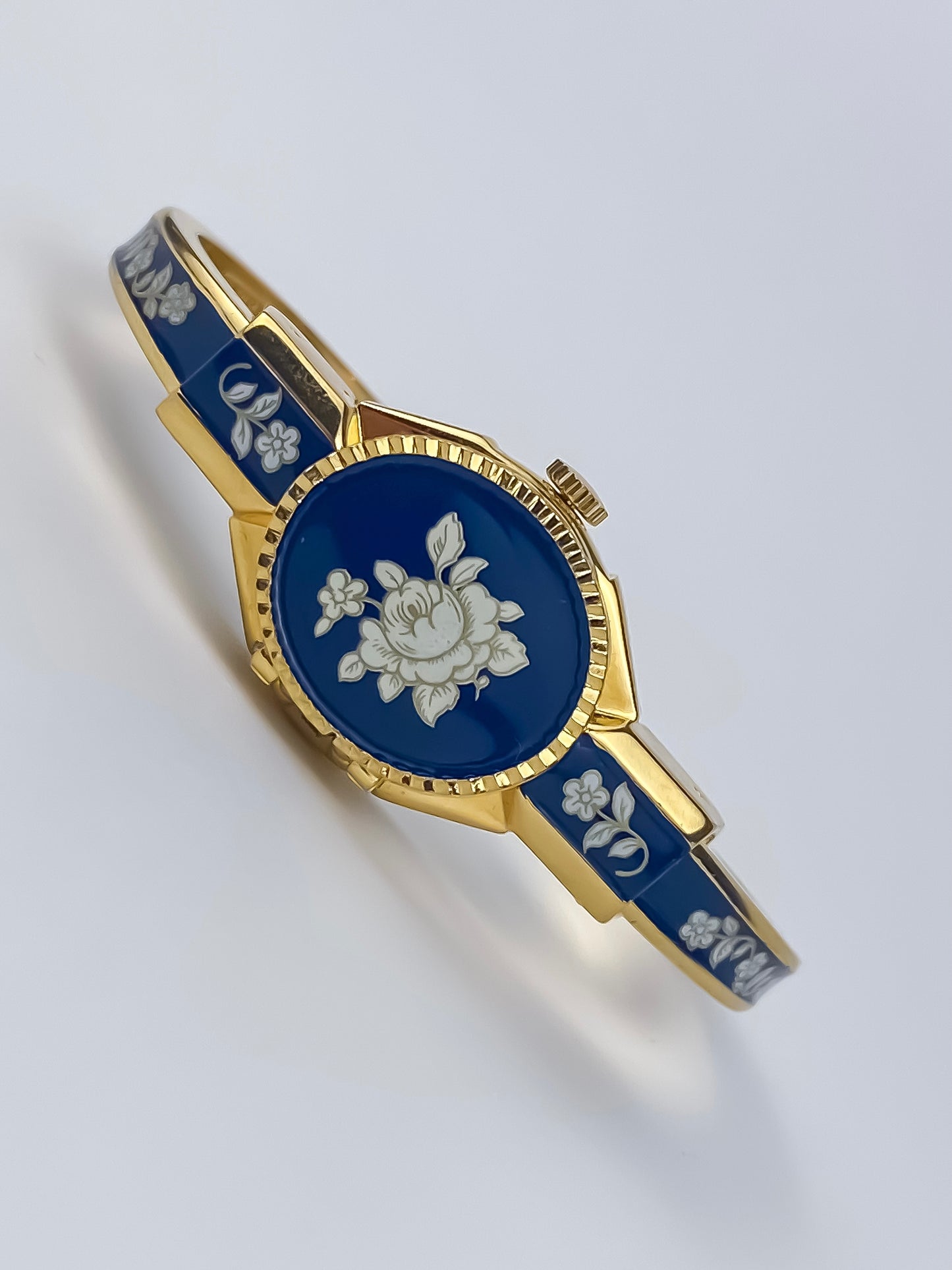 André Mouche Vintage Watch Peek a Boo Beige Blue