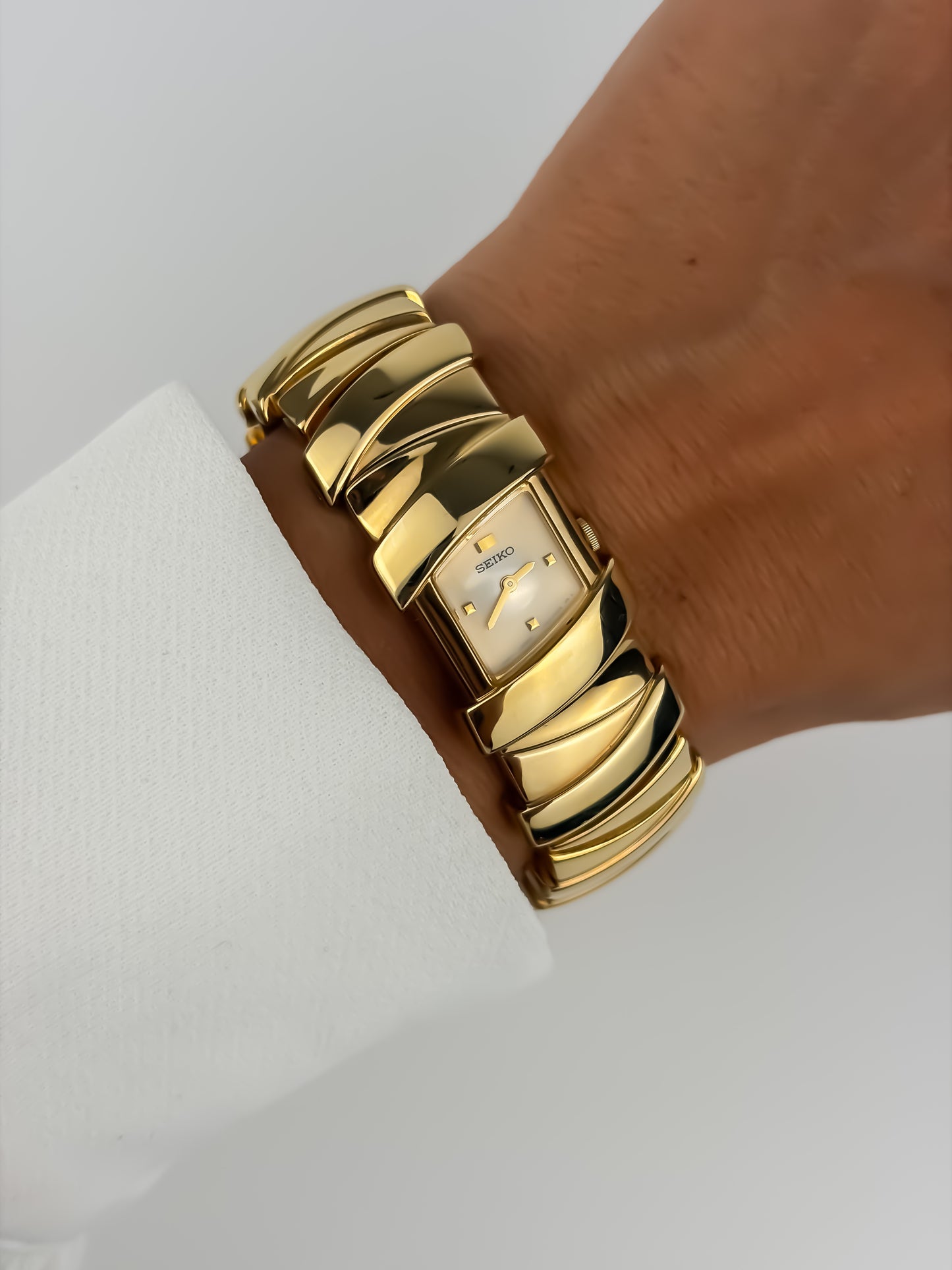 Rare Seiko Asymmetrical Vintage Watch Gold Plated