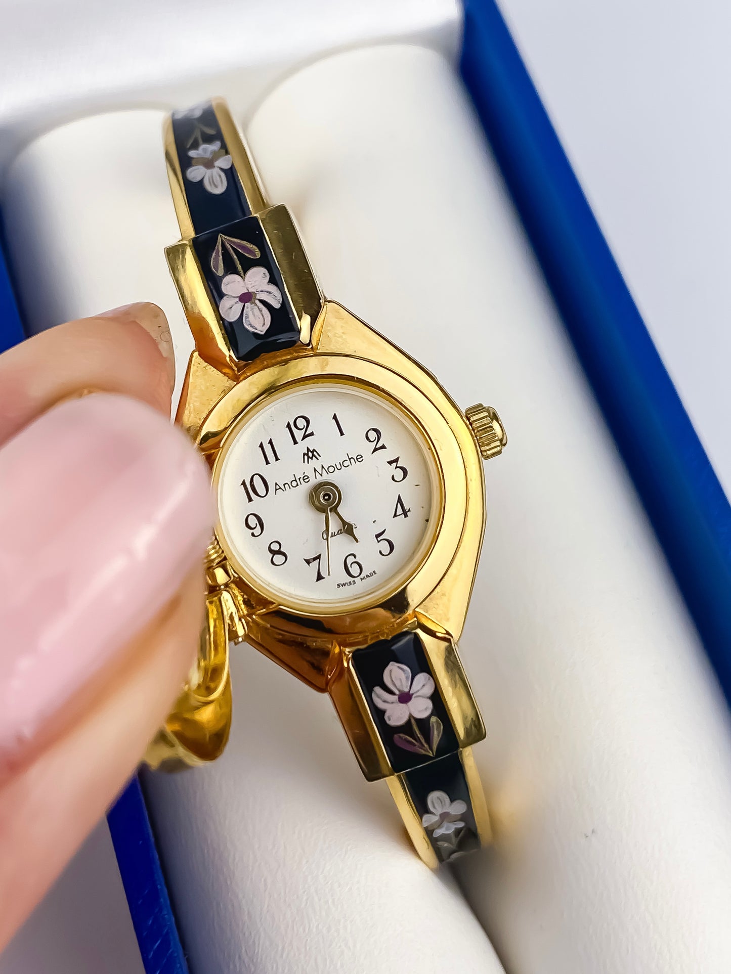 André Mouche Vintage Peek a Boo Watch Black