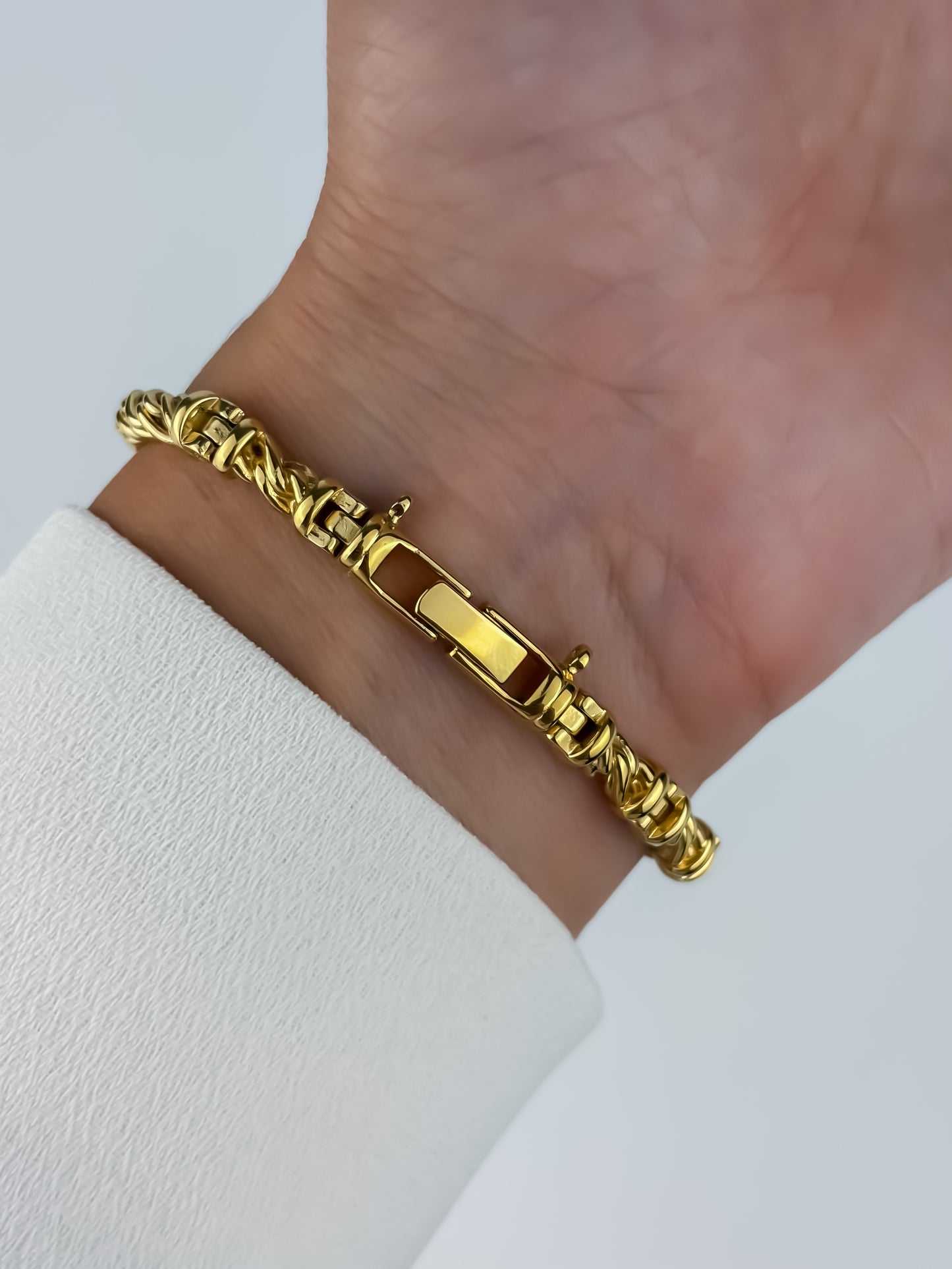 Seiko Jewelry Sapphire Diamonds Vintage Watch Gold Plated Rope