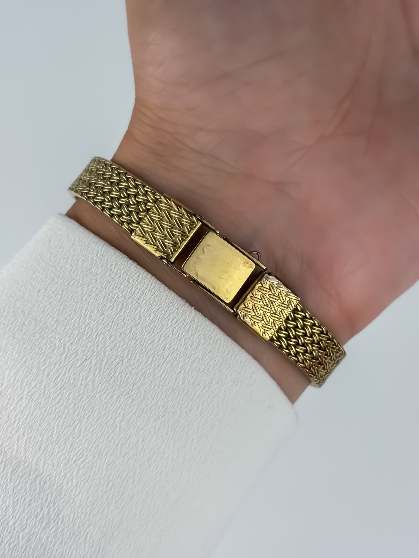 Seiko Gold Cocktail Vintage Watch Cushion Case Milanese Bracelet