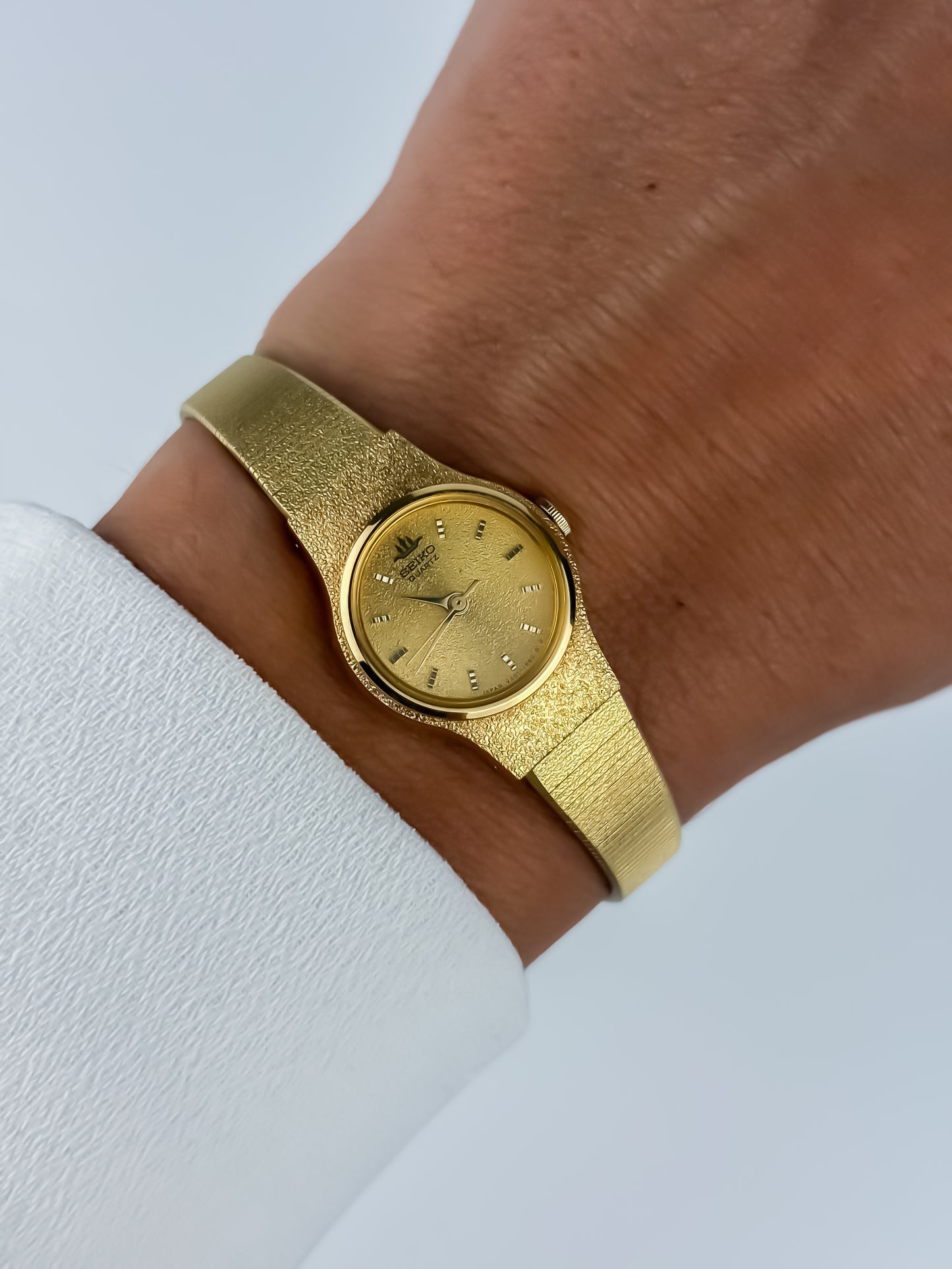 Seiko Gold Cocktail Vintage Watch Integrated Mesh Bracelet
