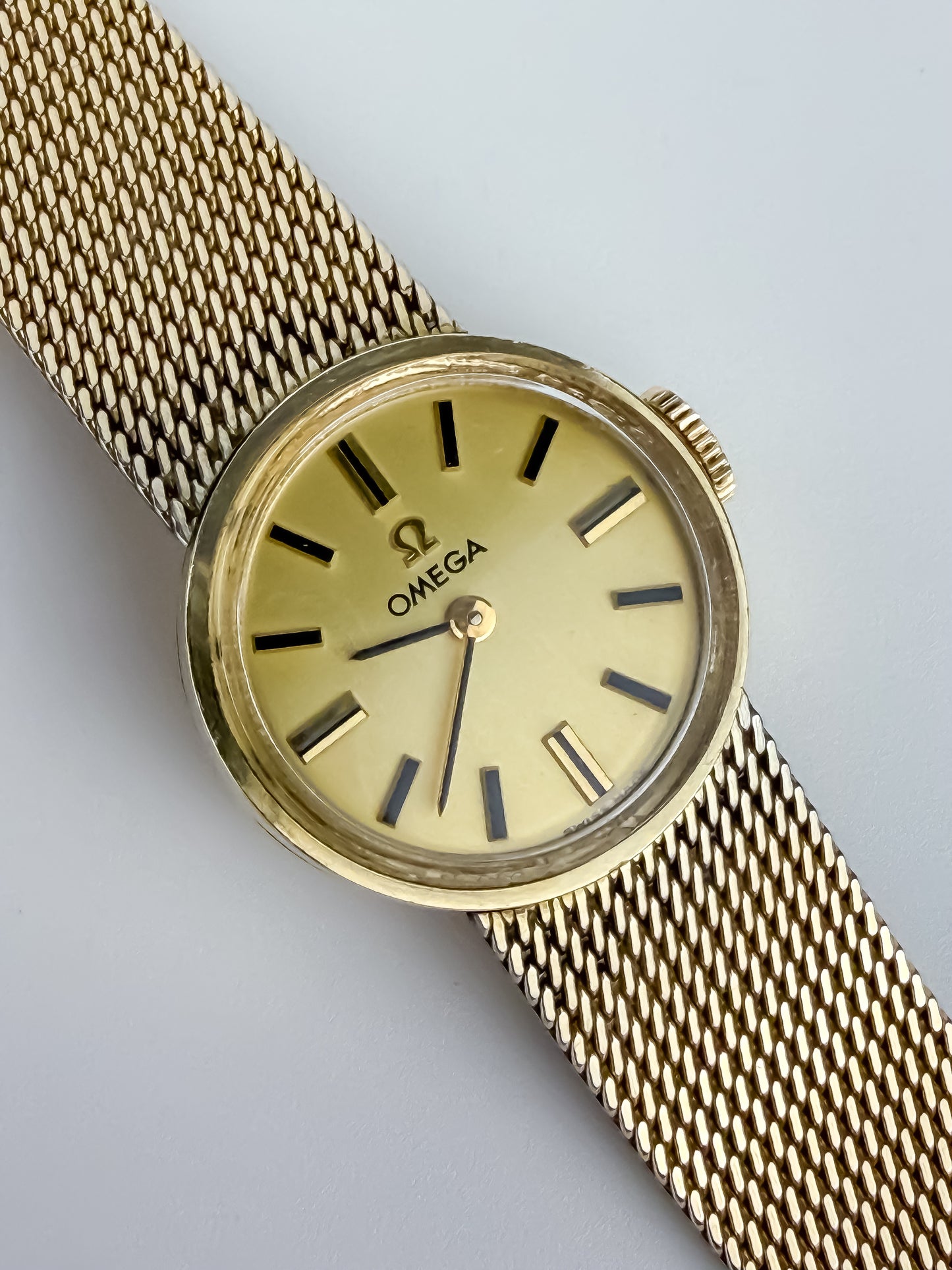 Omega Vintage Ladies Mechanical Watch 14K Gold