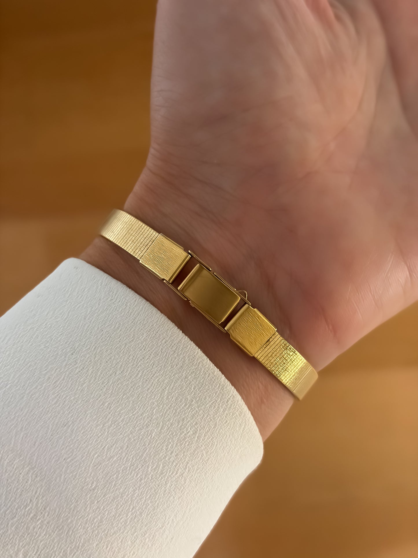 Seiko Vintage Oval Gold Cocktail Watch Integrated Bracelet