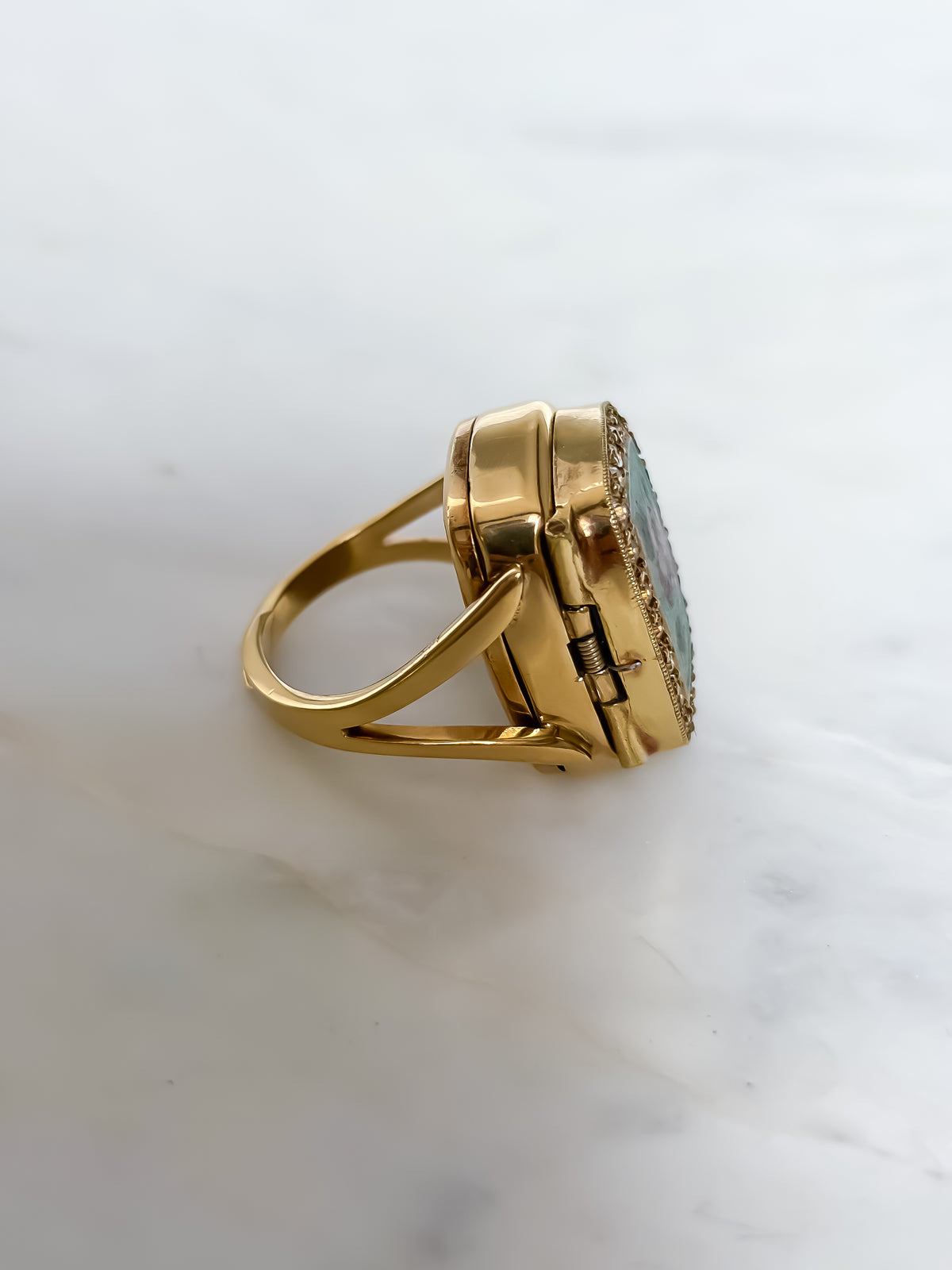 Rare Enamel Vintage Watch Ring Swiss Hand-wounded movement
