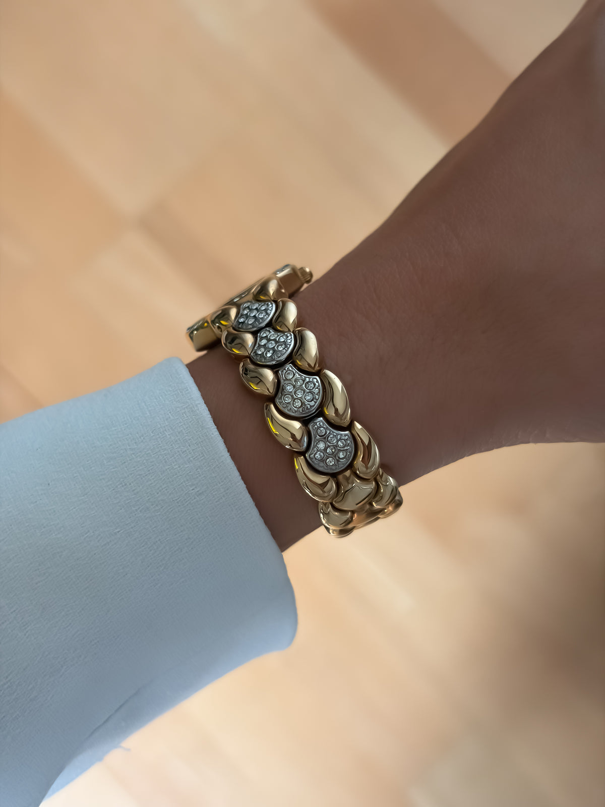 Pedre Vintage Gold Cocktail Watch Crystals
