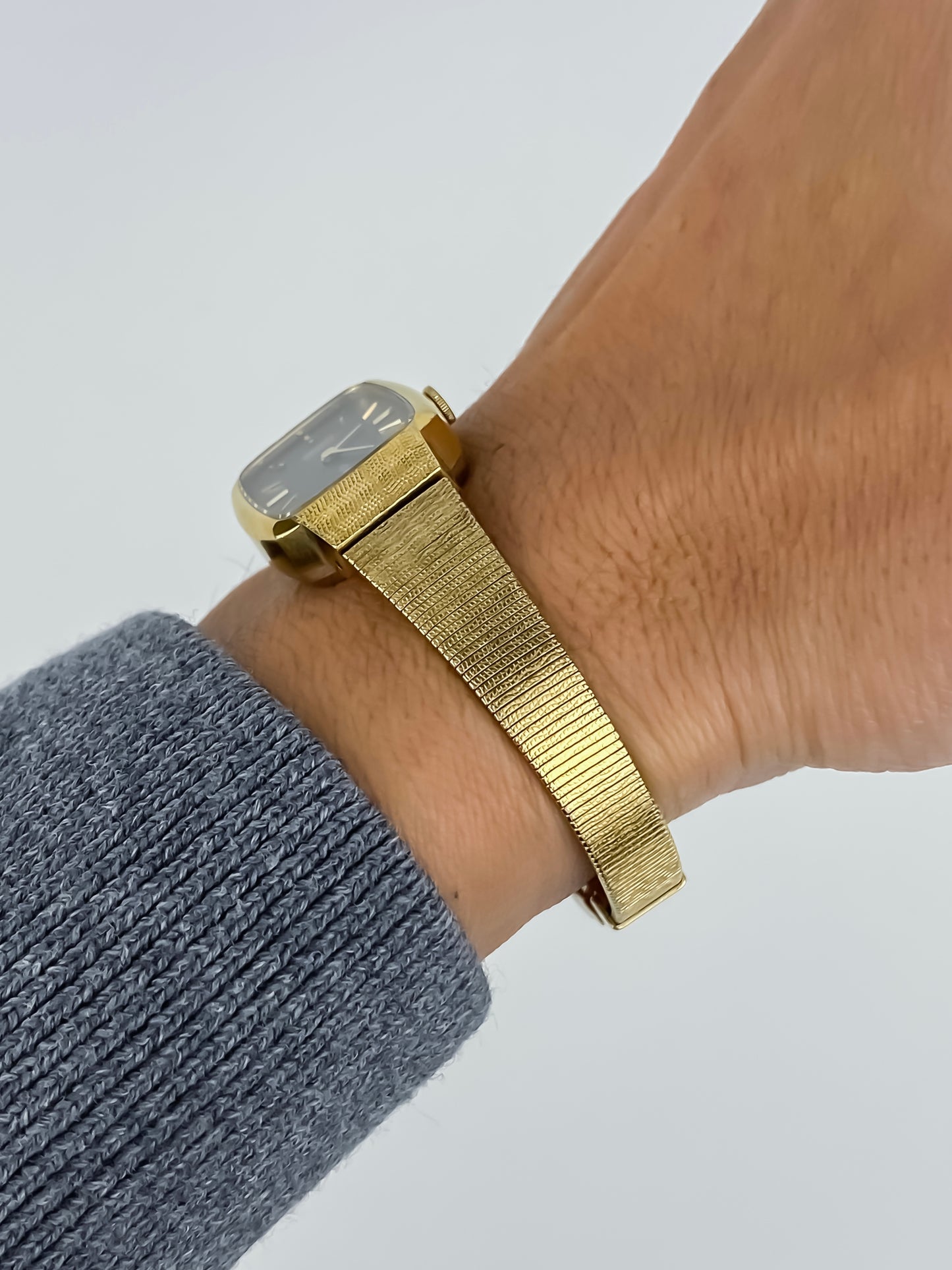 Seiko Vintage Gold Watch Mesh Bracelet Chocolate Dial