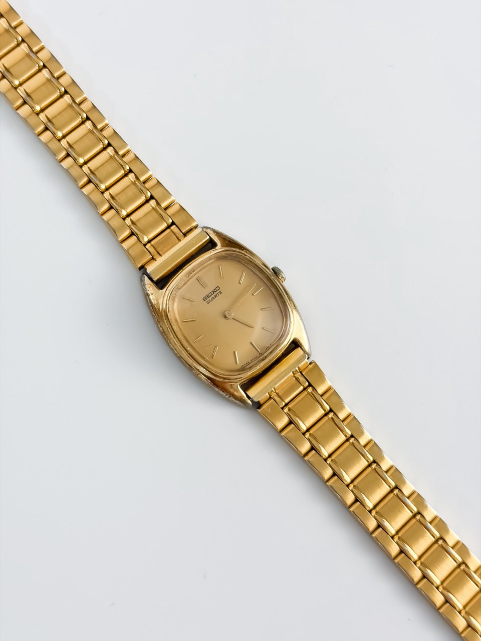 Vintage Seiko Gold Tone Cushion Case Quartz Watch