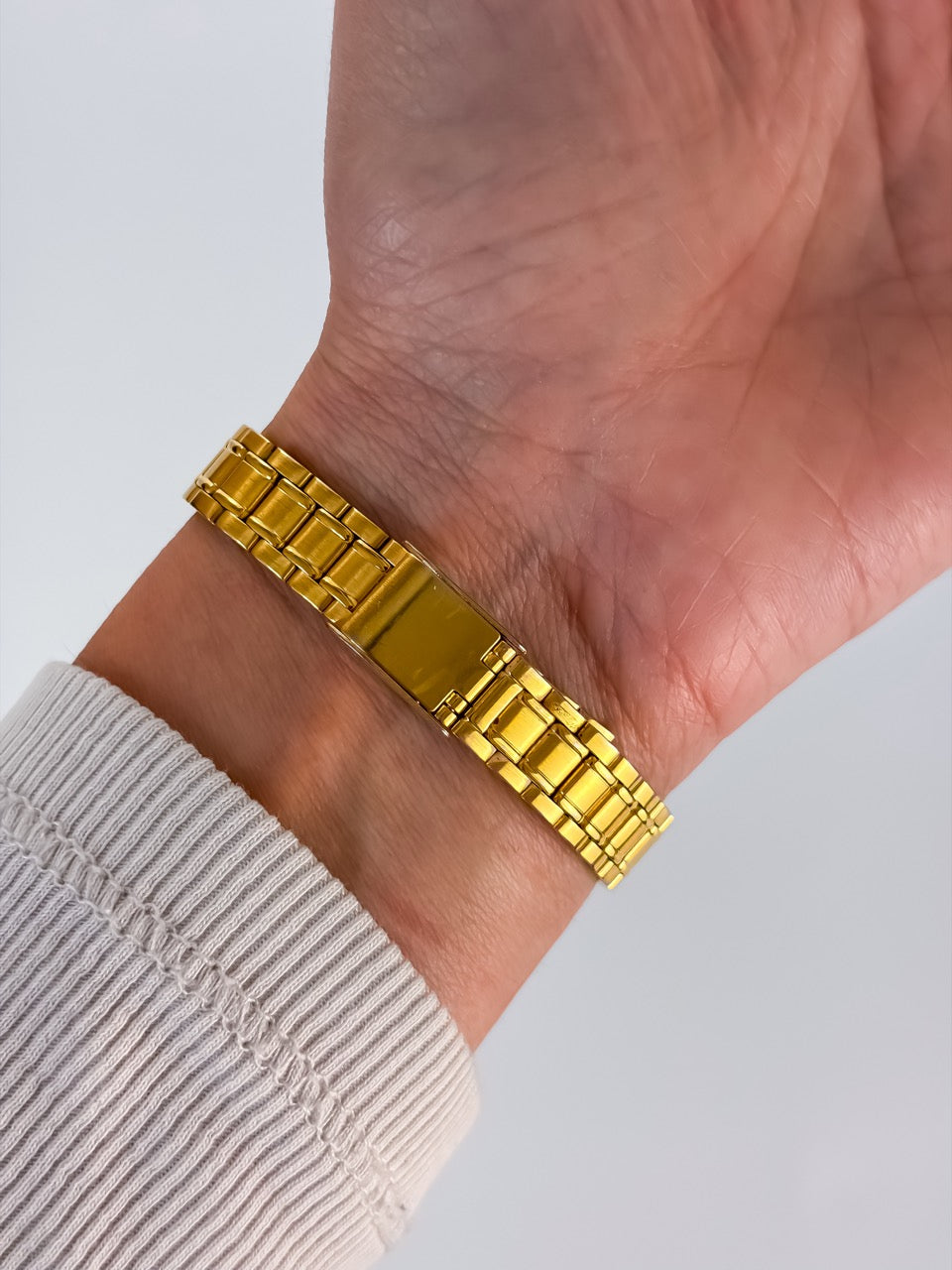 Vintage Seiko Gold Tone Cushion Case Quartz Watch