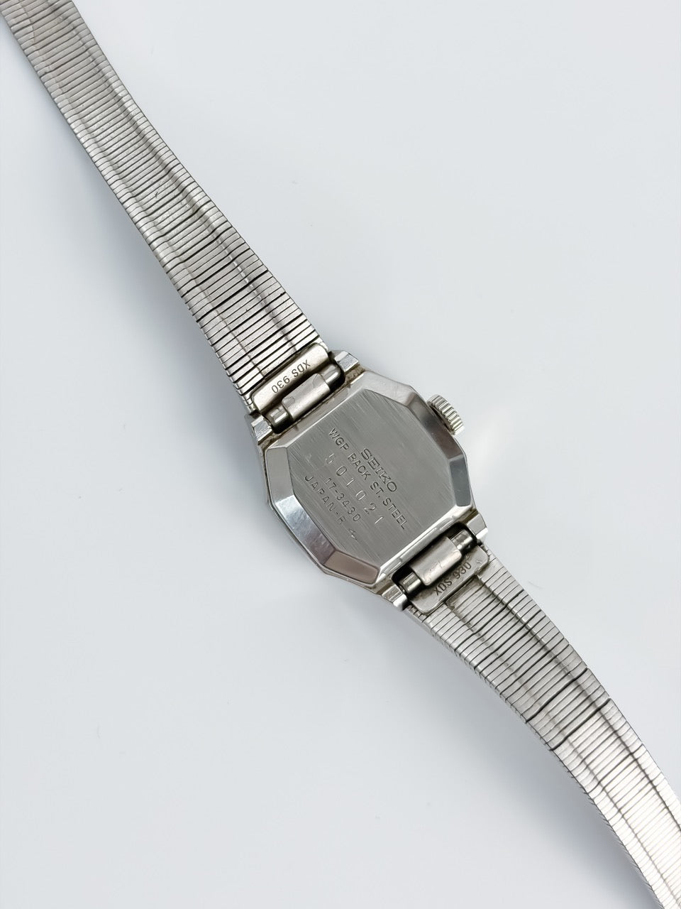 Vintage Seiko 20 Jewels Blue Dial Mechanical Dress Watch