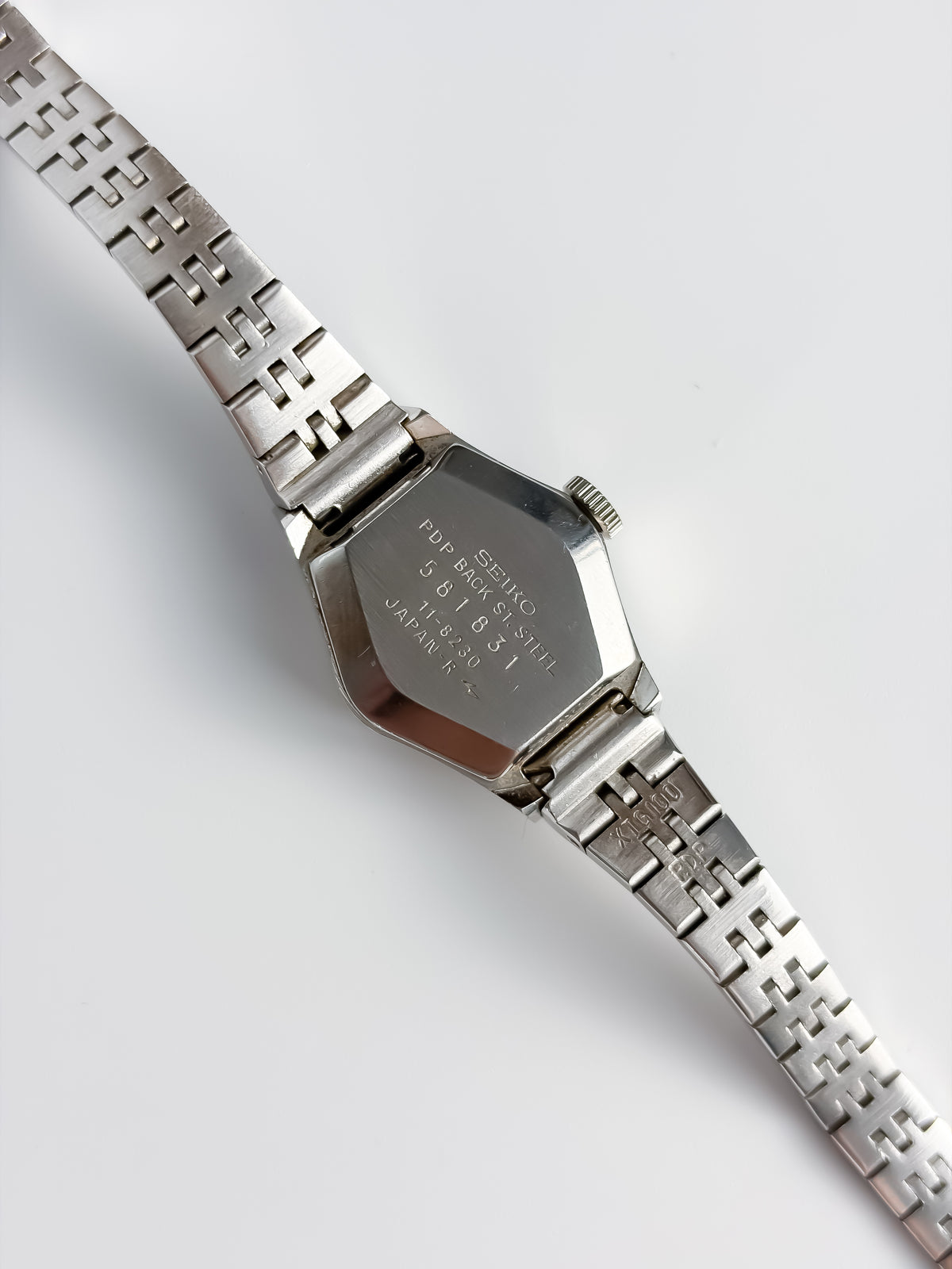 Vintage Seiko 21 Jewels Silver Frosted Hexagonal Watch
