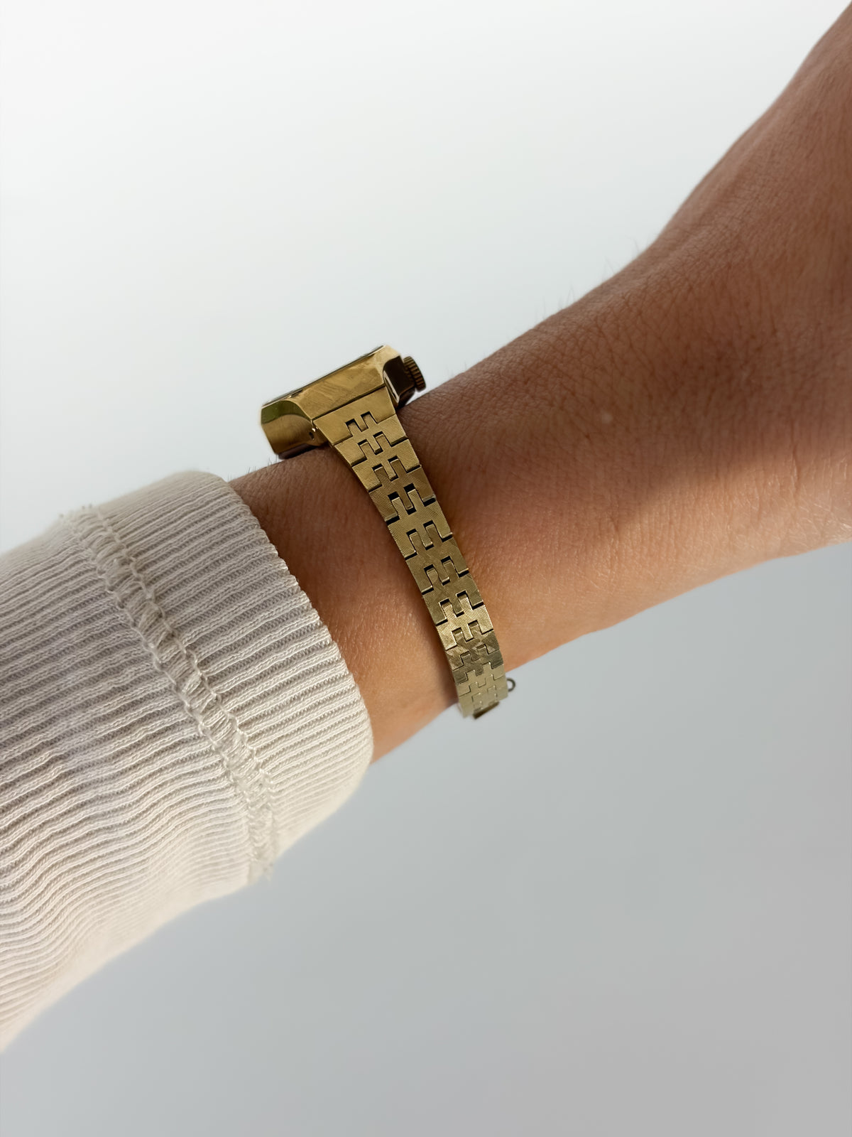 Vintage Seiko 21 Jewels Gold Frosted Hexagonal Watch