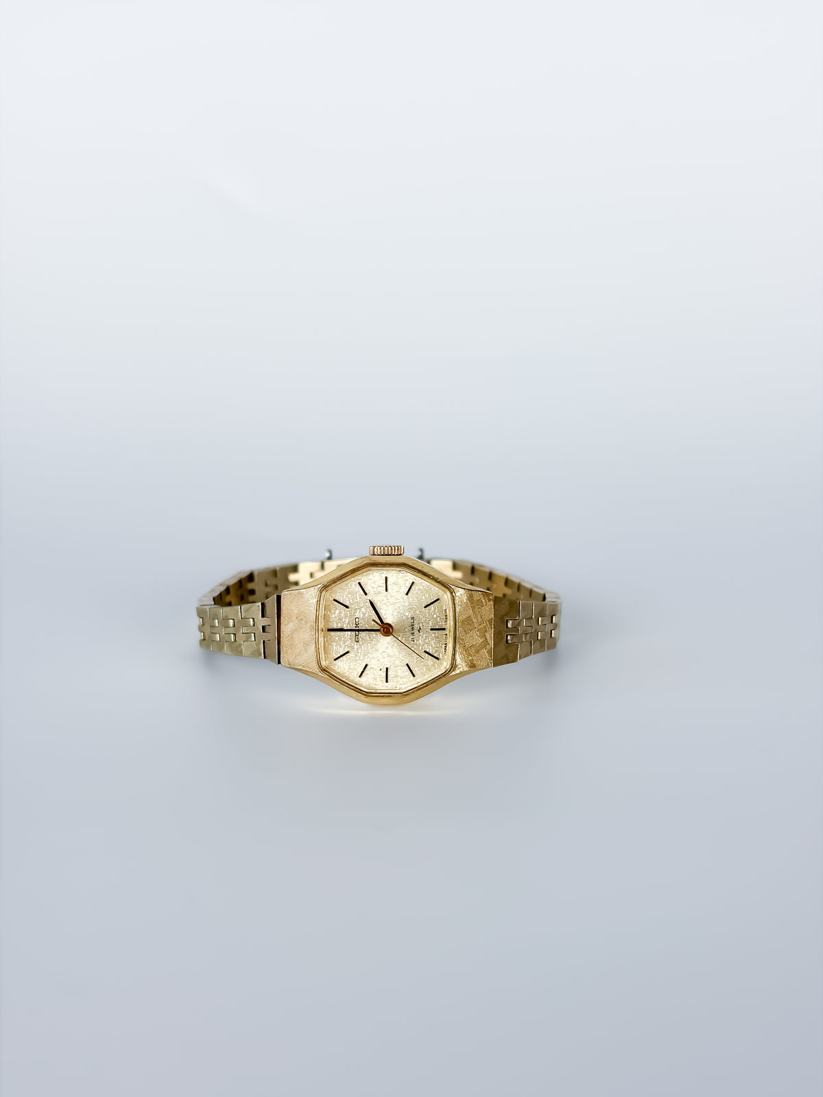 Vintage Seiko 21 Jewels Gold Frosted Hexagonal Watch