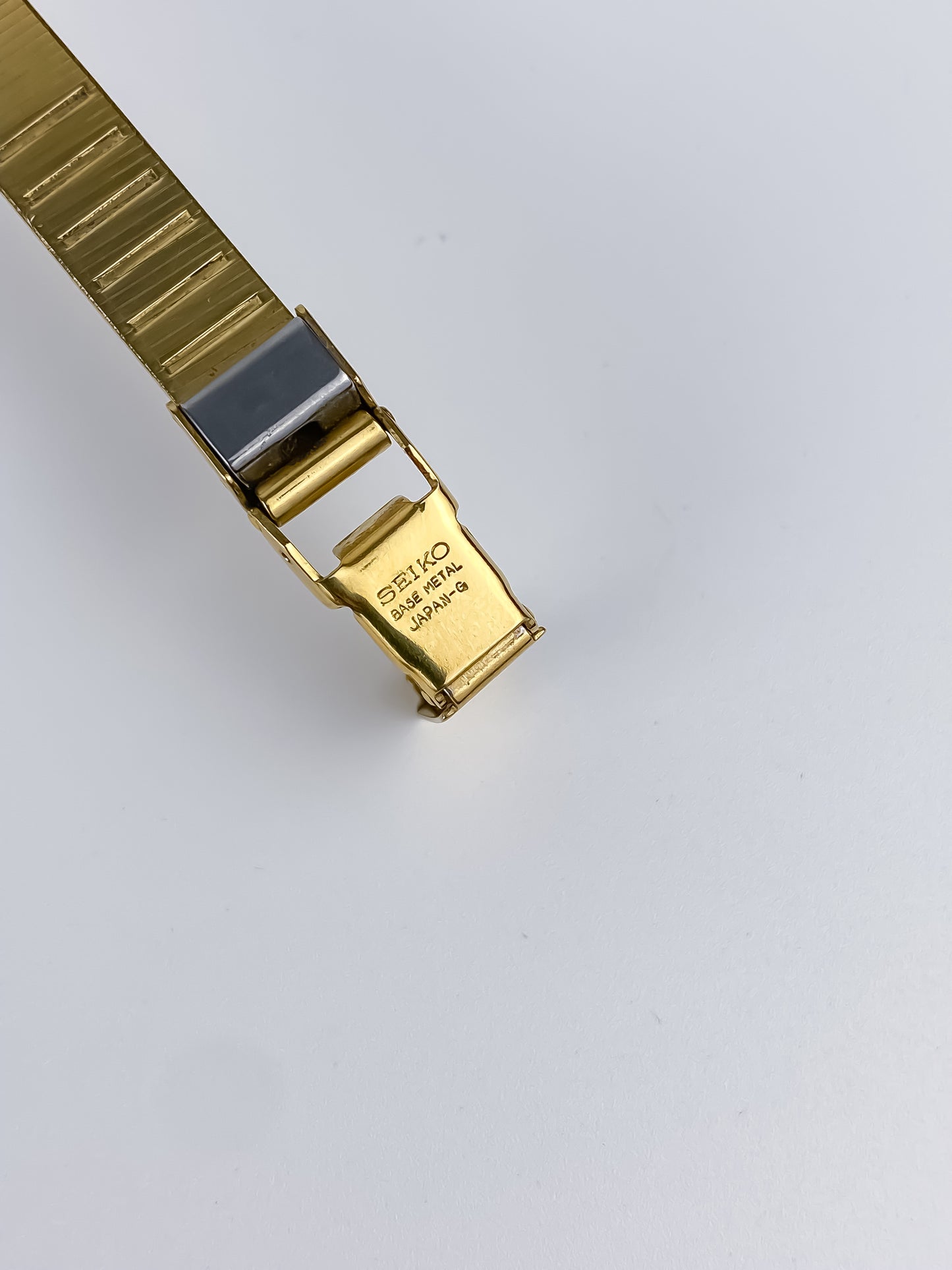 Seiko Vintage Watch Gold Milanese Mesh