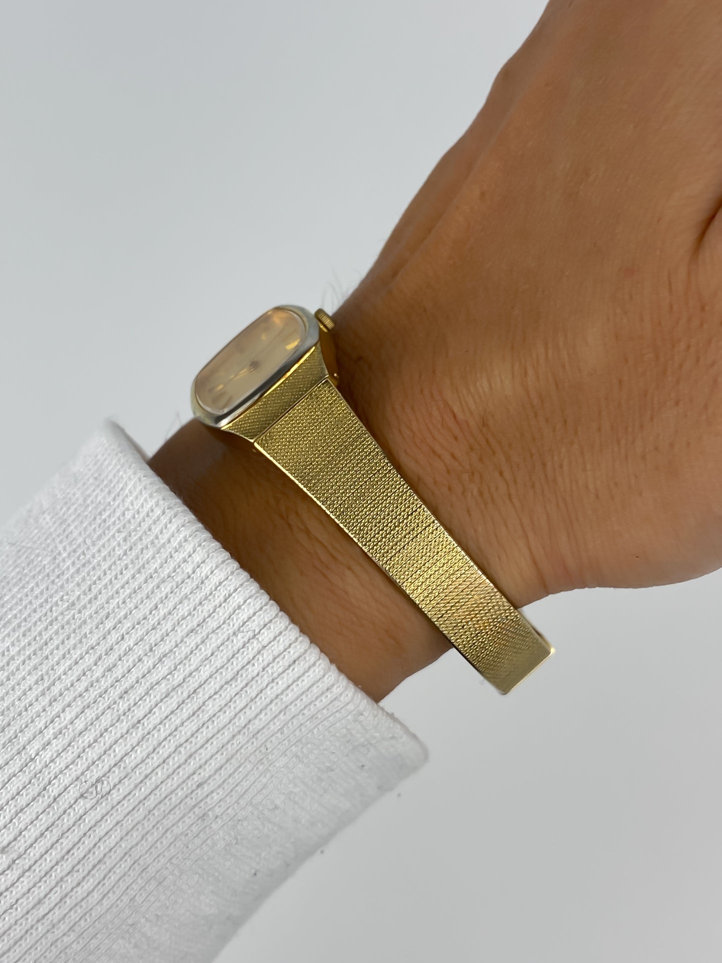 Seiko Vintage Watch Gold Milanese Mesh