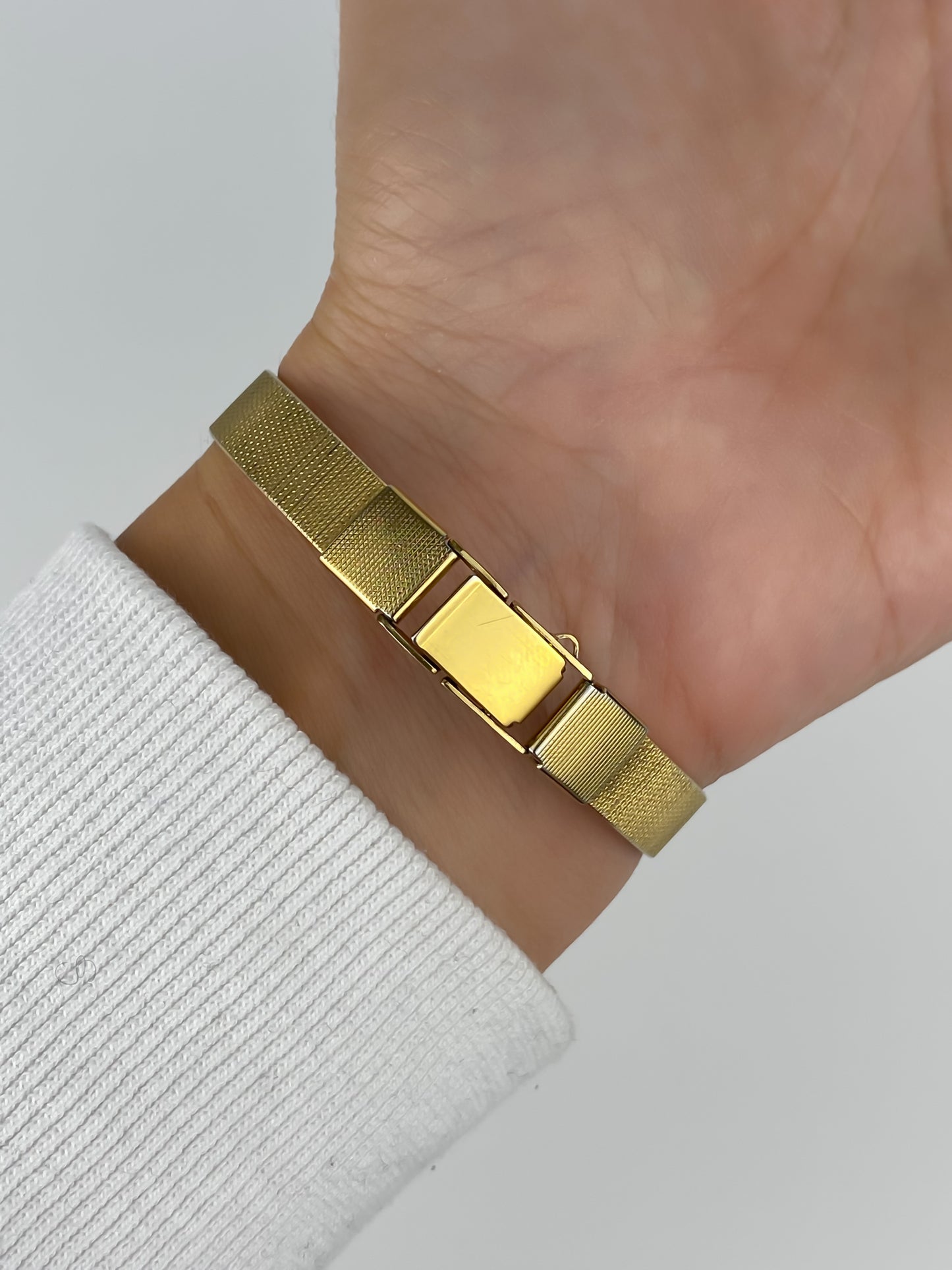Seiko Vintage Watch Gold Milanese Mesh