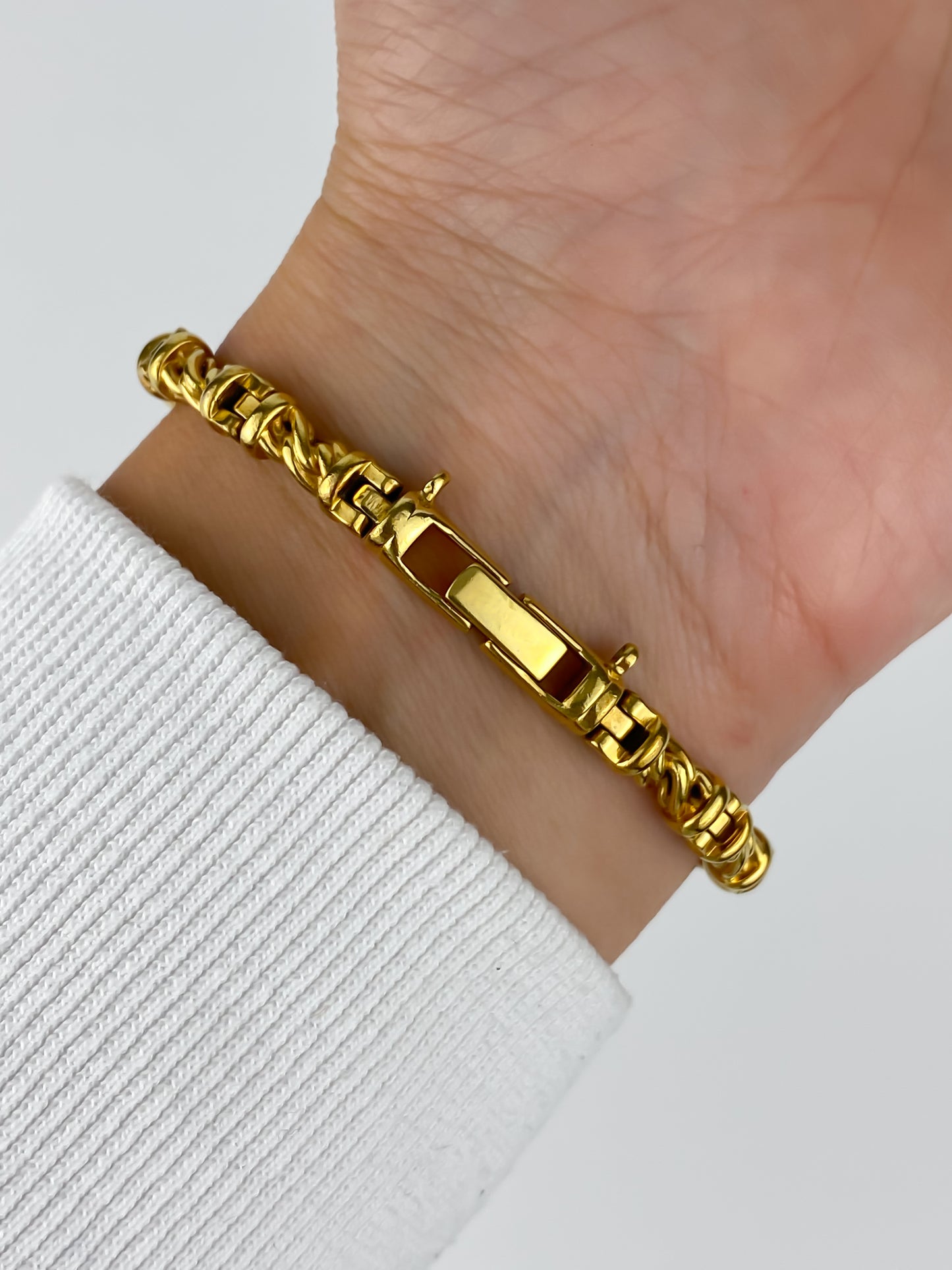 Vintage Seiko Gold Watch Rubies Twisted Chain Bracelet
