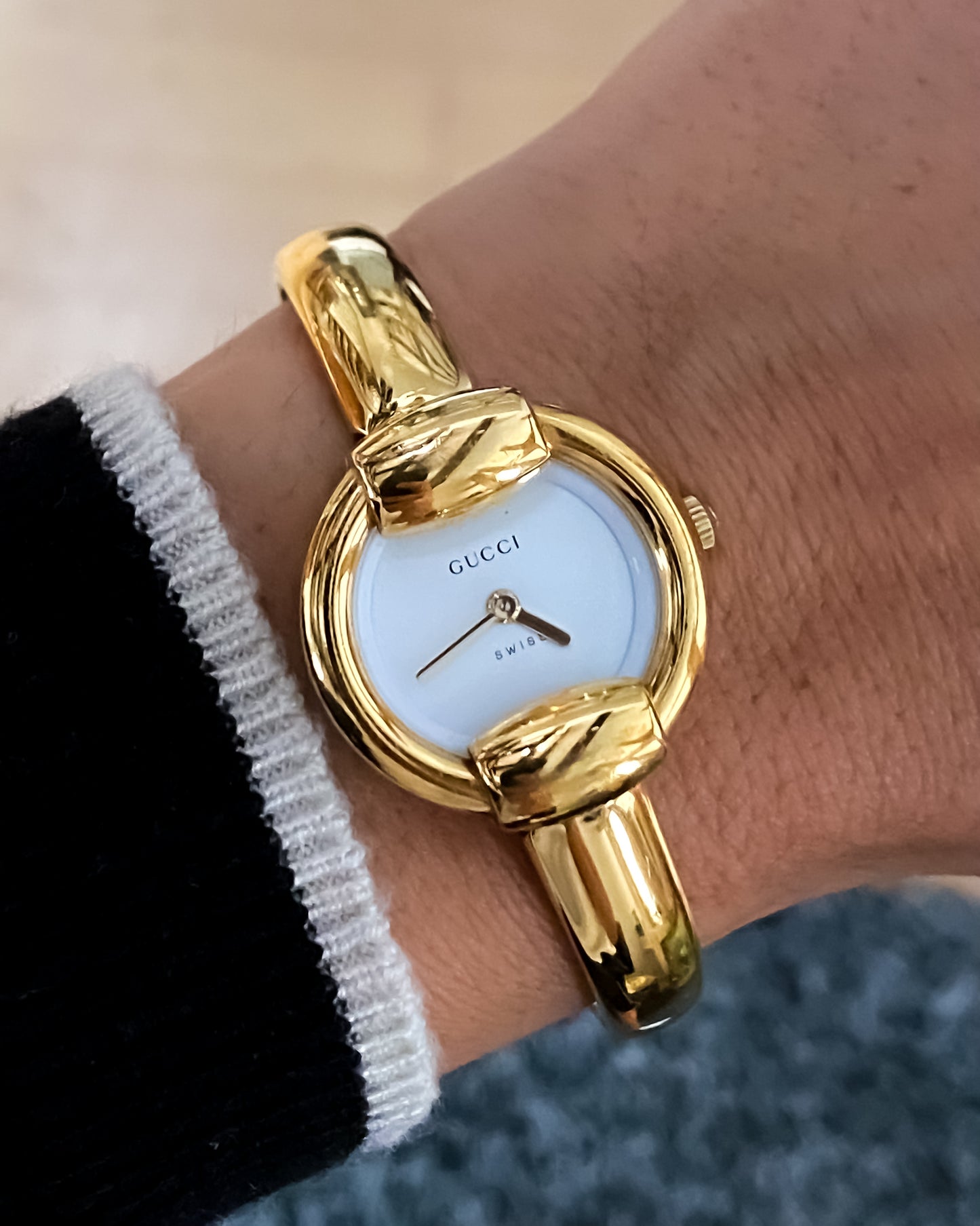 Gucci Vintage Watch Gold 1400L Round Dial Original Guarantee & Box
