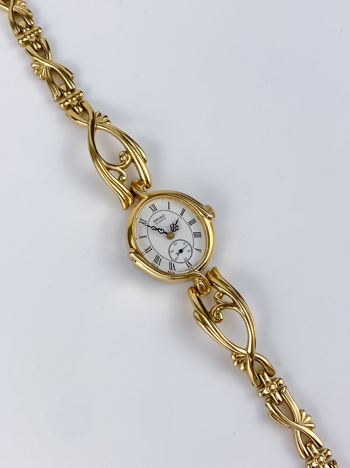 Seiko Sculptural Vintage Watch Gold