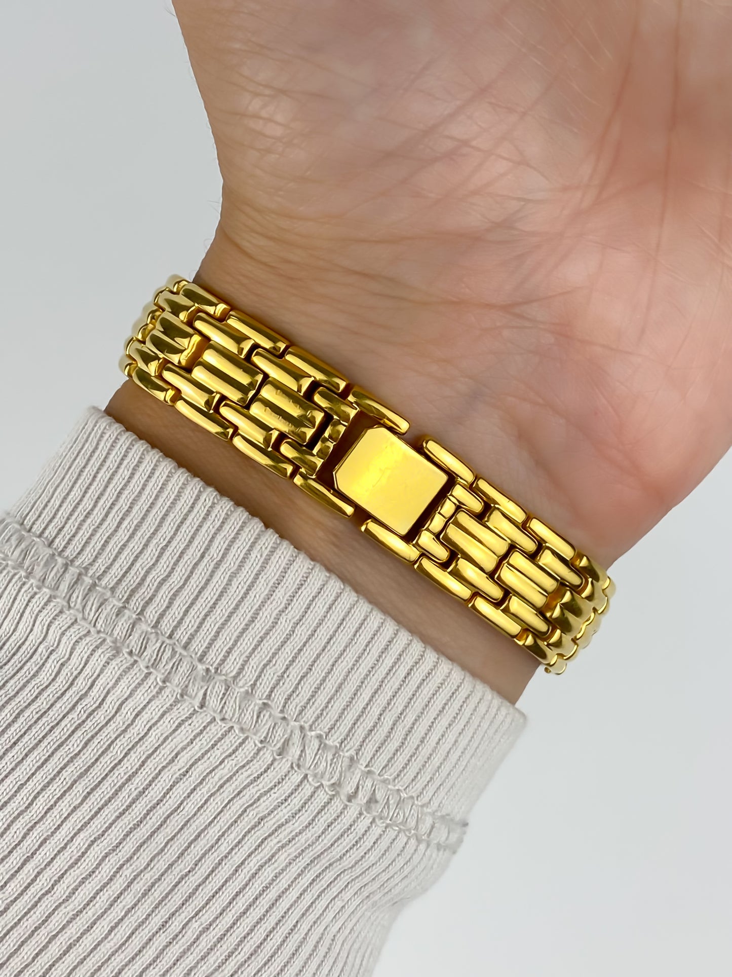 Rare Seiko Assymetrical Gold Vintage Watch
