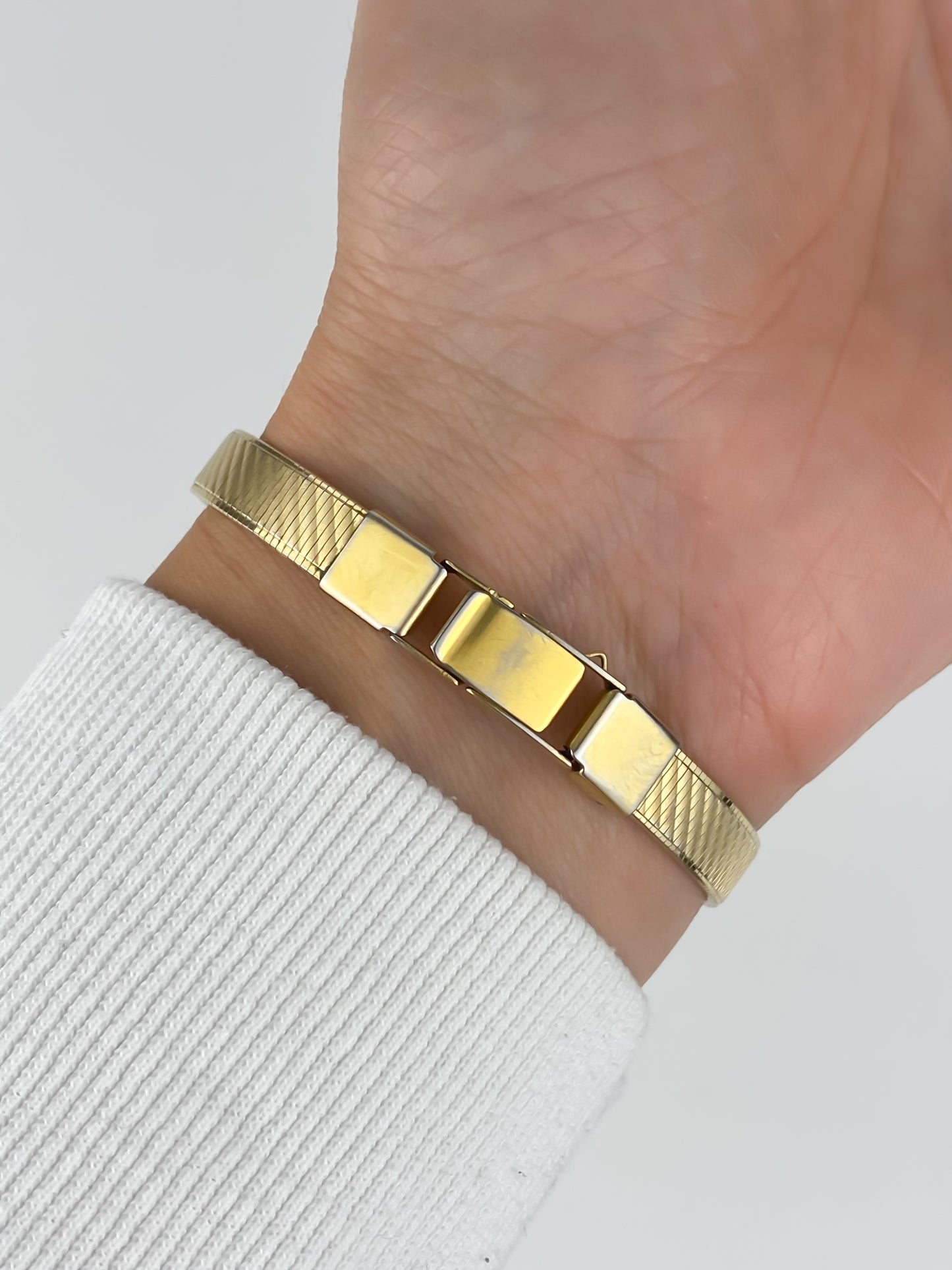 Citizen Gold Diamonds Vintage Mesh Bracelet Watch