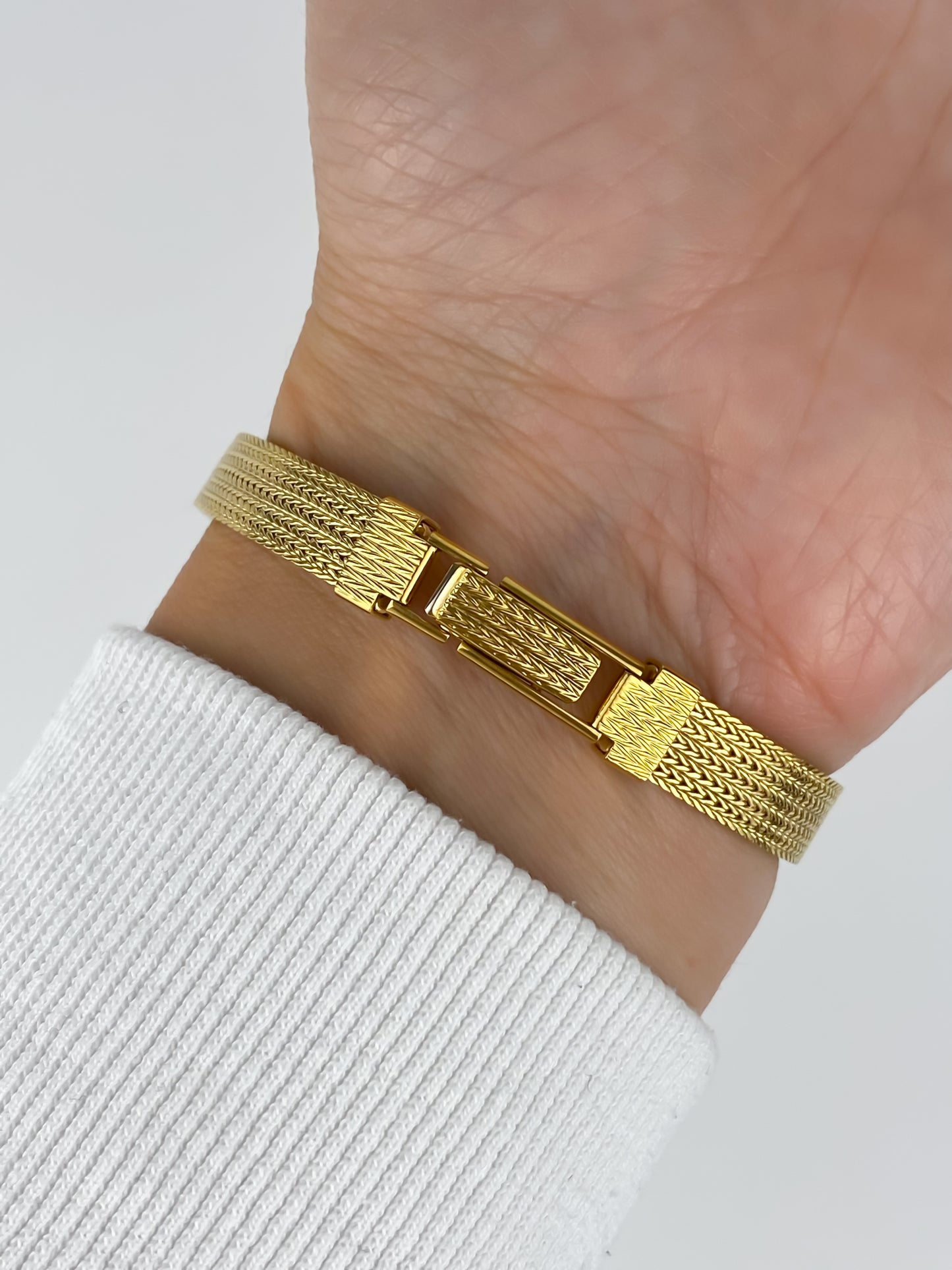 Citizen Gold Round Vintage Watch