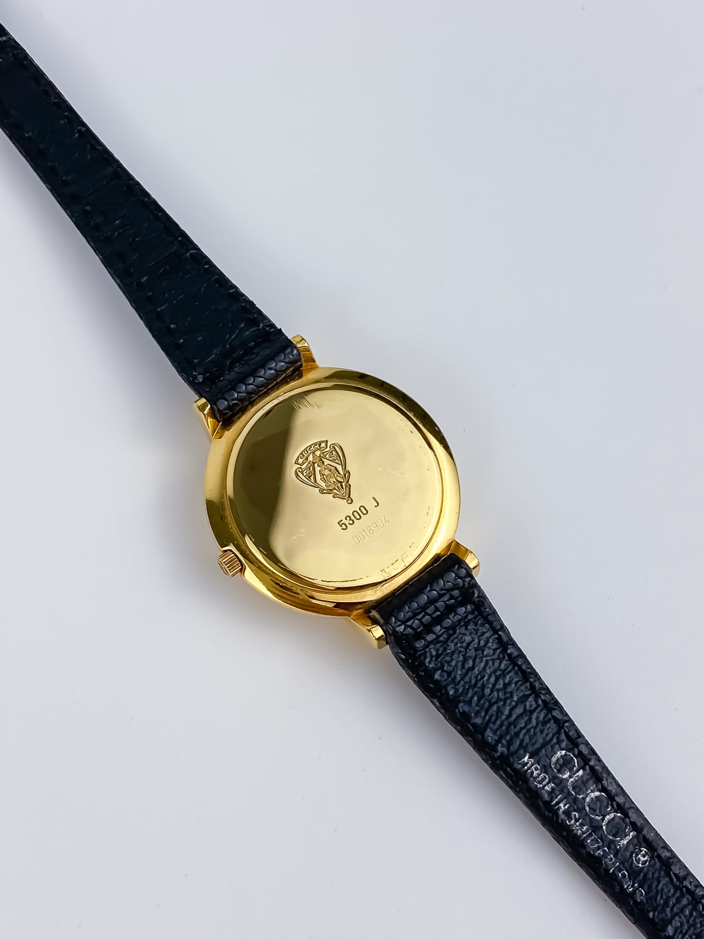 Rare Gucci Black Leather Gold Vintage Watch 1990 Mother of a Pearl Dial