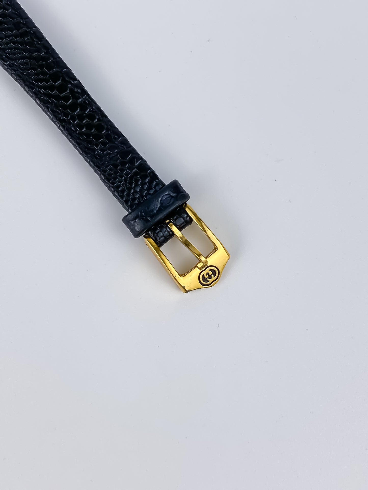 Rare Gucci Black Leather Gold Vintage Watch 1990 Mother of a Pearl Dial