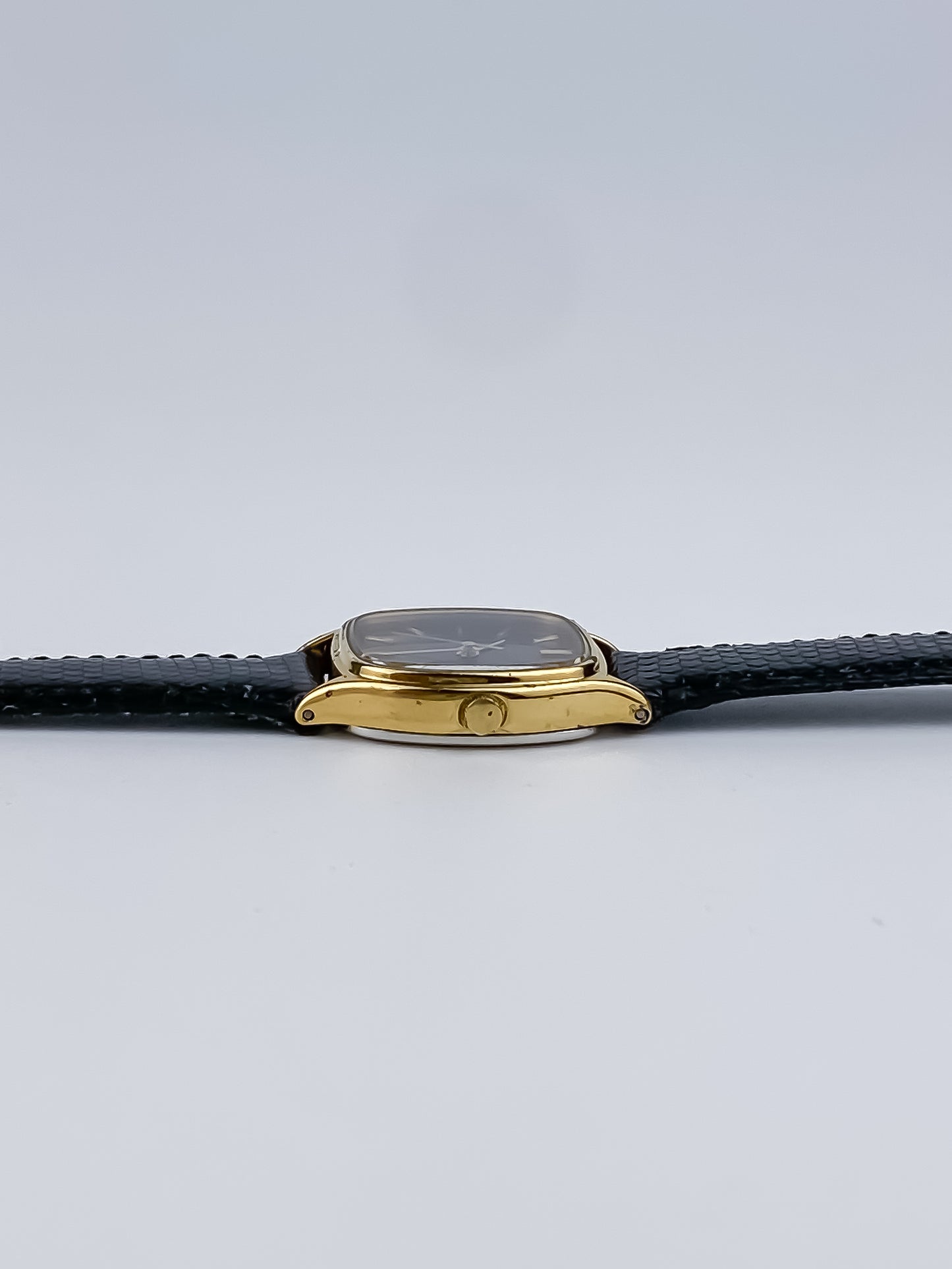 Seiko Black Leather Gold Vintage Watch 1990 Square Dial