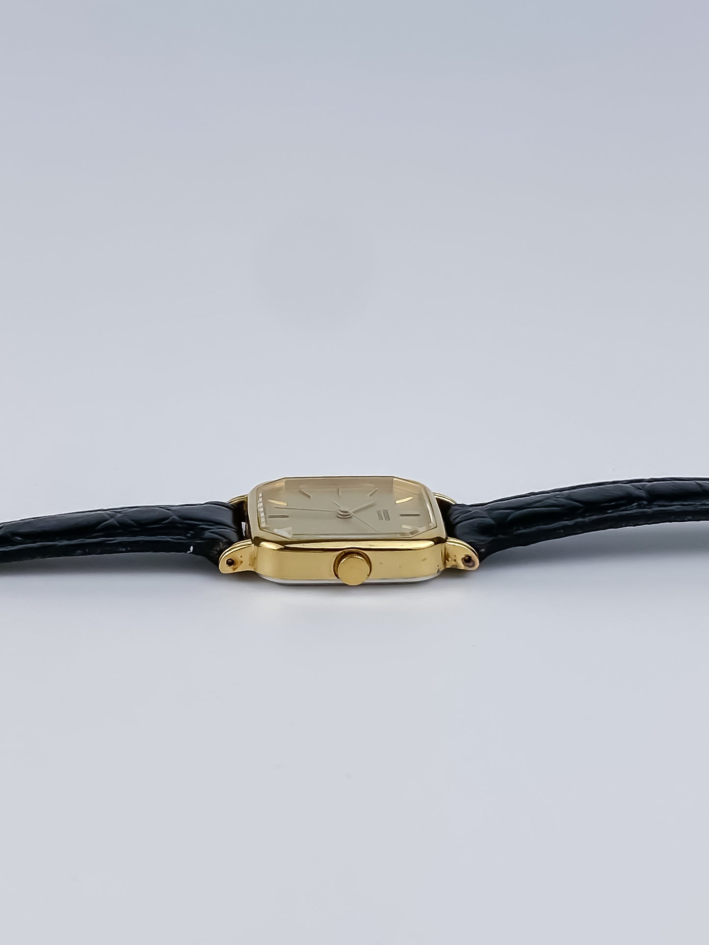Seiko Black Leather Gold Vintage Watch 1990 Square Dial