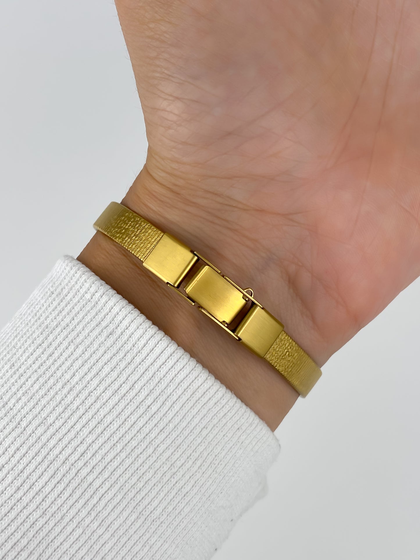 Citizen Vintage Gold Watch Cocktail 80s Mesh Bracelet