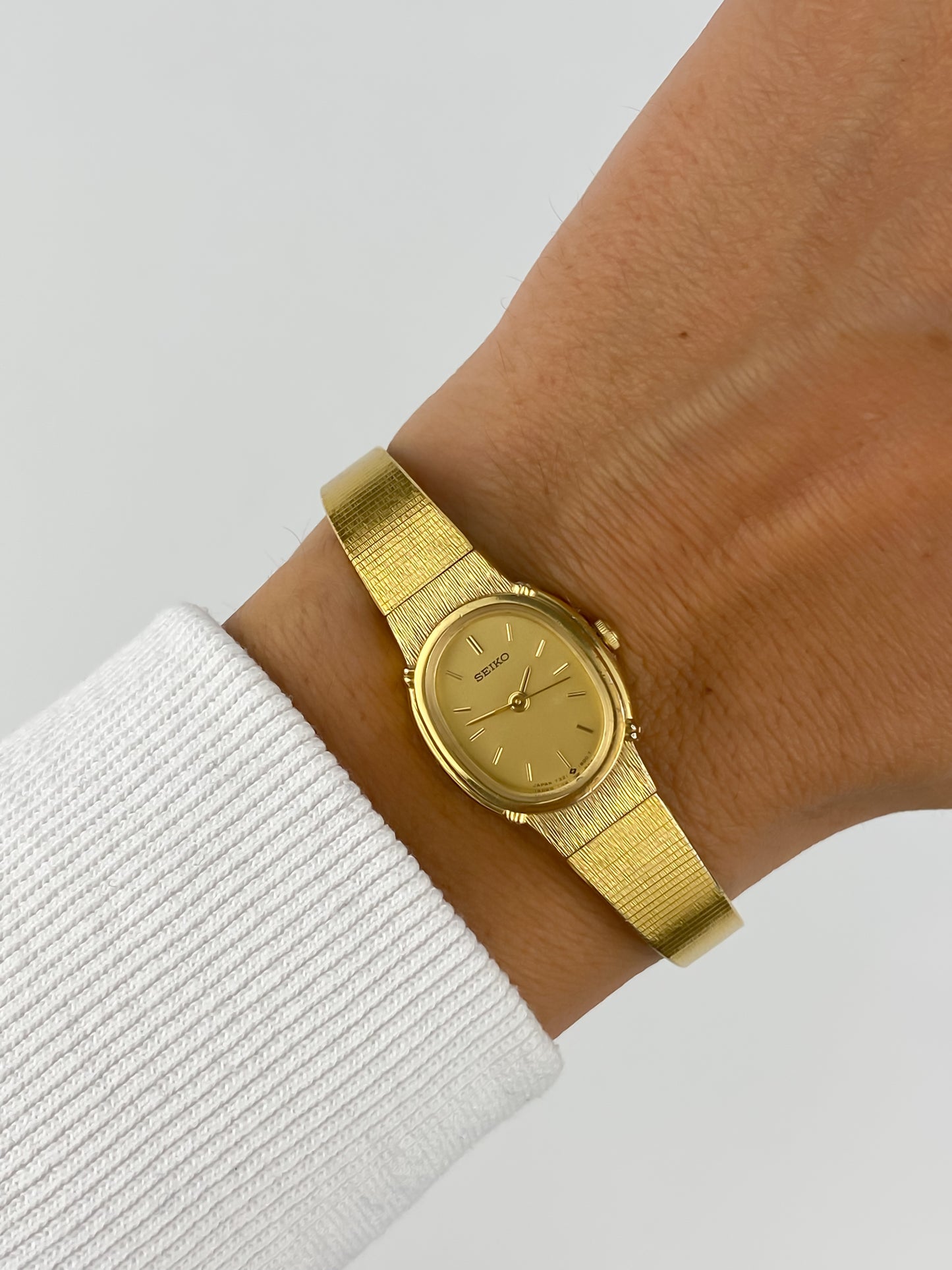 Seiko Vintage Gold Watch Cocktail 80s Mesh Bracelet