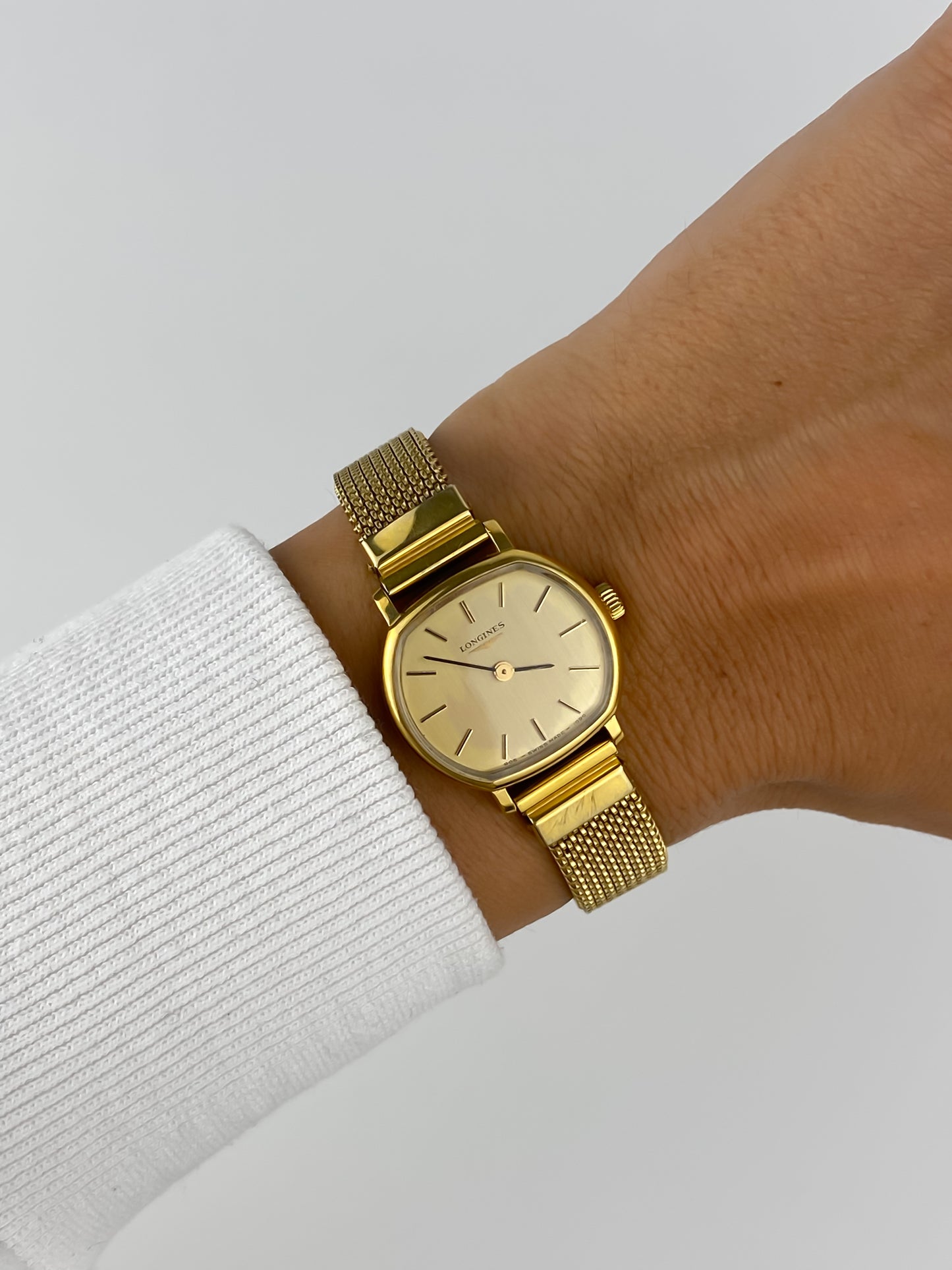 Longines Vintage Gold Cocktail 80s Mechanical Watch Milanese Bracelet