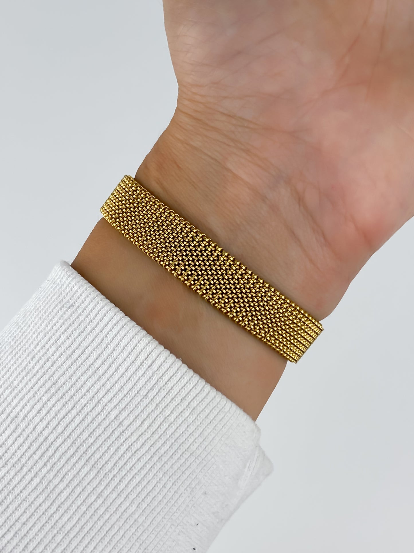 Rare Yves saint Laurent Vintage Gold Bracelet Watch Cocktail Y2K