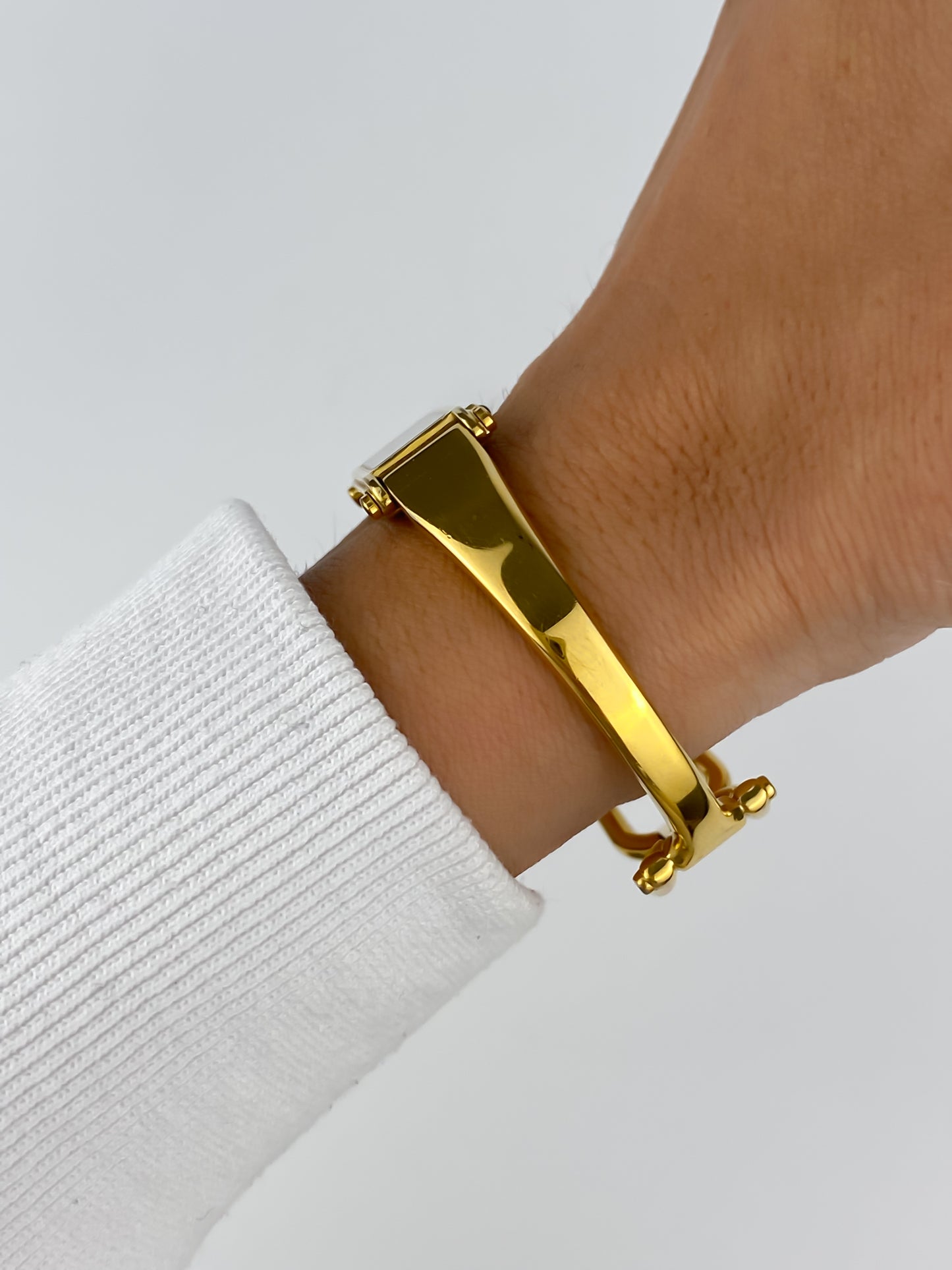 Gucci Vintage Gold Bangle Watch Cocktail Y2K Rectangular Dial