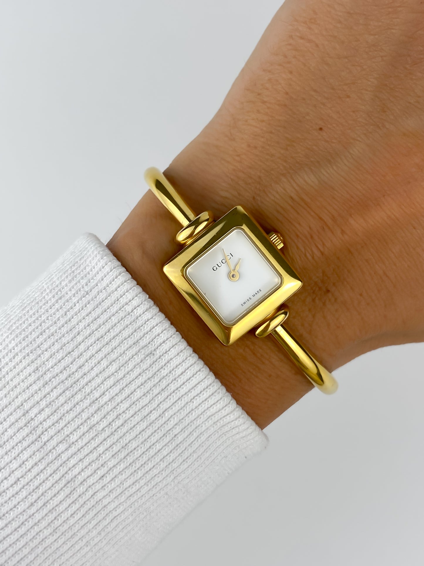 Gucci Vintage Gold Bangle Watch Cocktail Y2K Square Dial