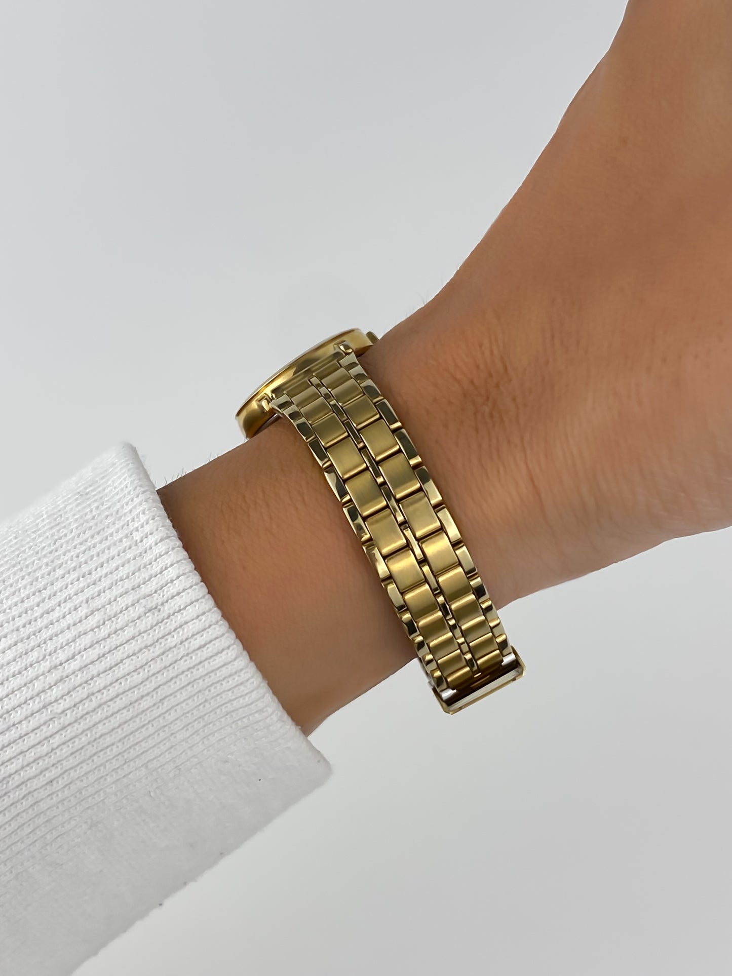 Seiko Vintage Gold Watch Cocktail 80s Bracelet Round Dial