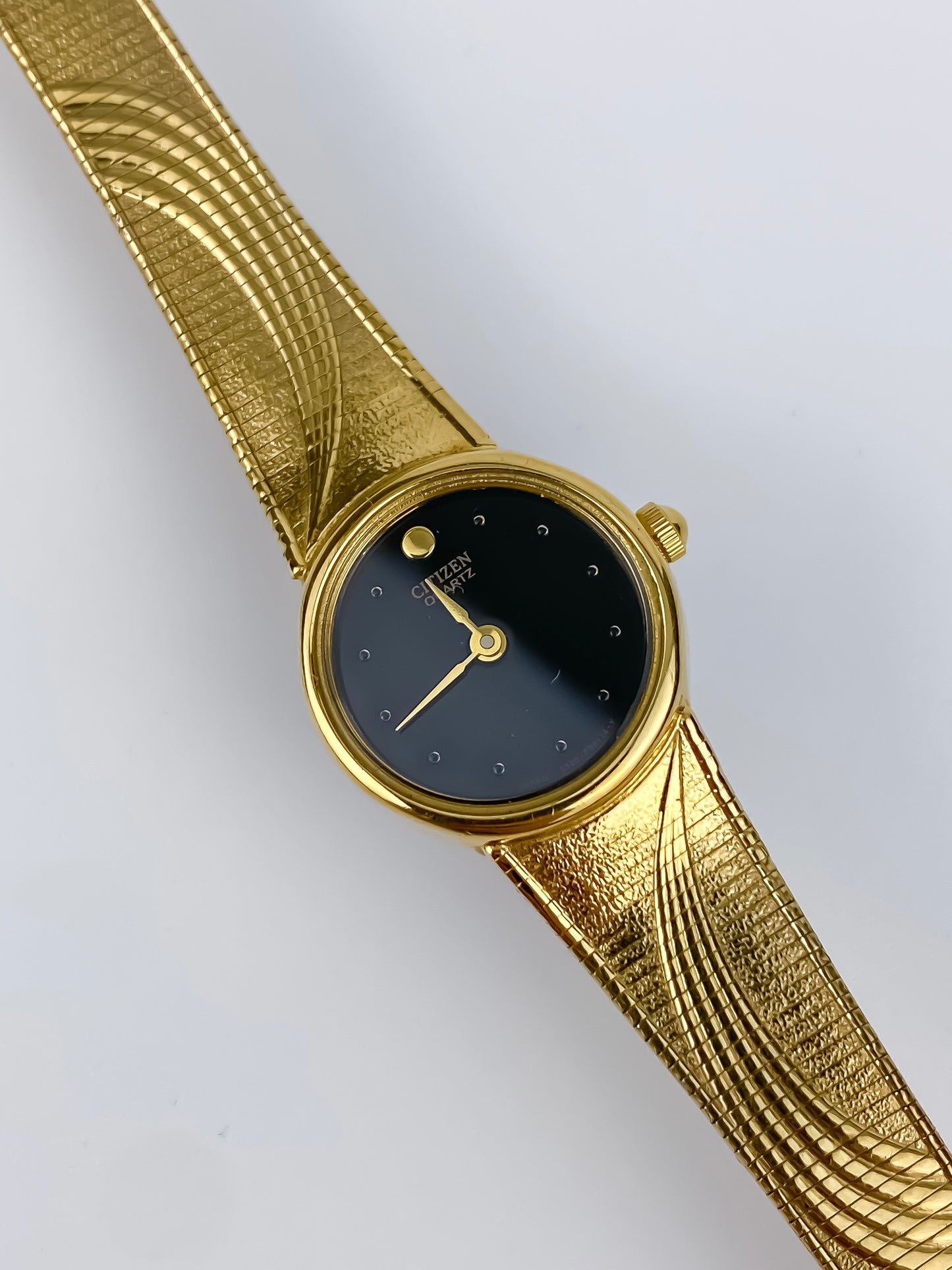 Citizen Vintage Watch Gold Plated Wave Guilloché Bracelet
